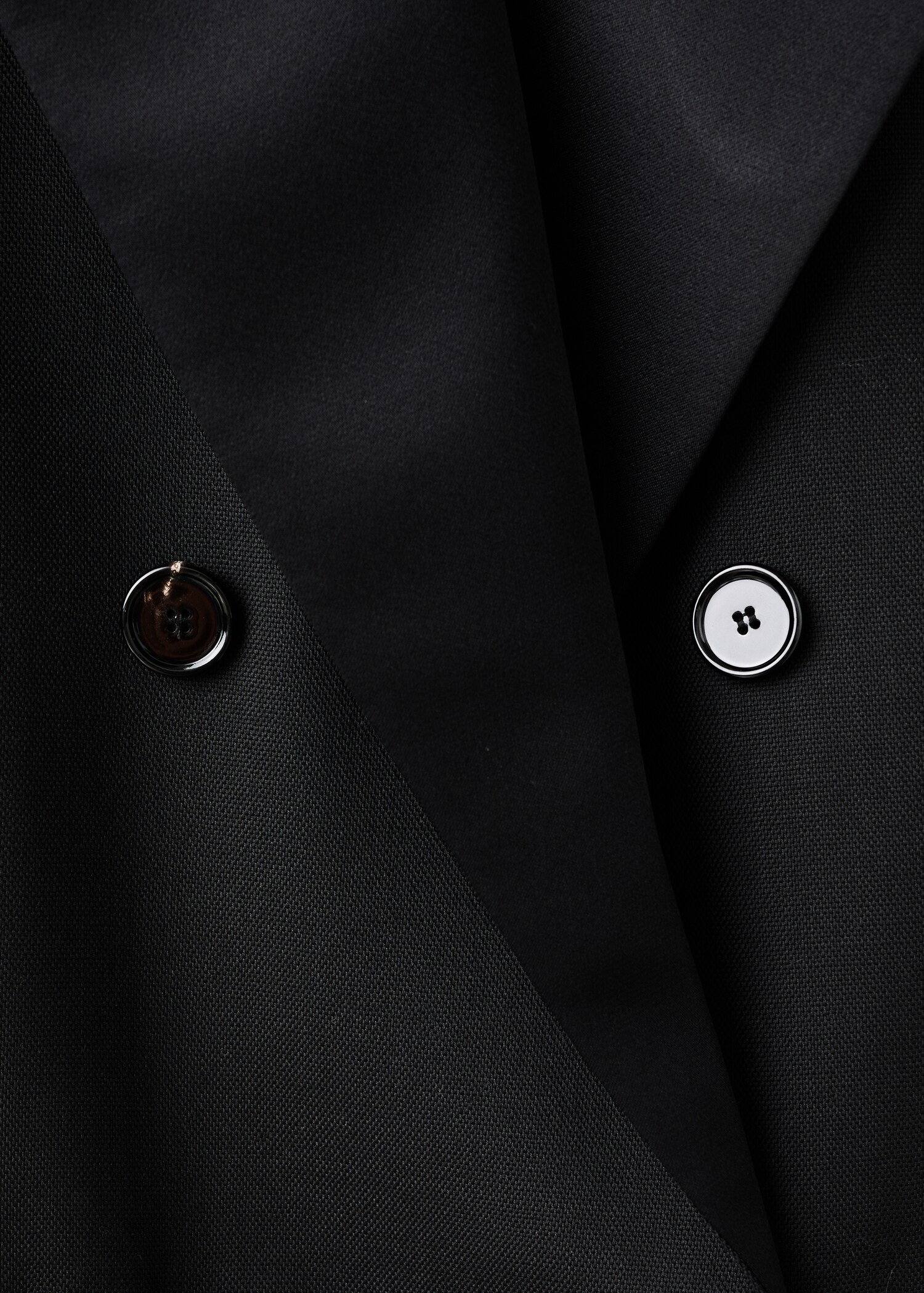 Wool-blend suit jacket with lapels - Details of the article 8