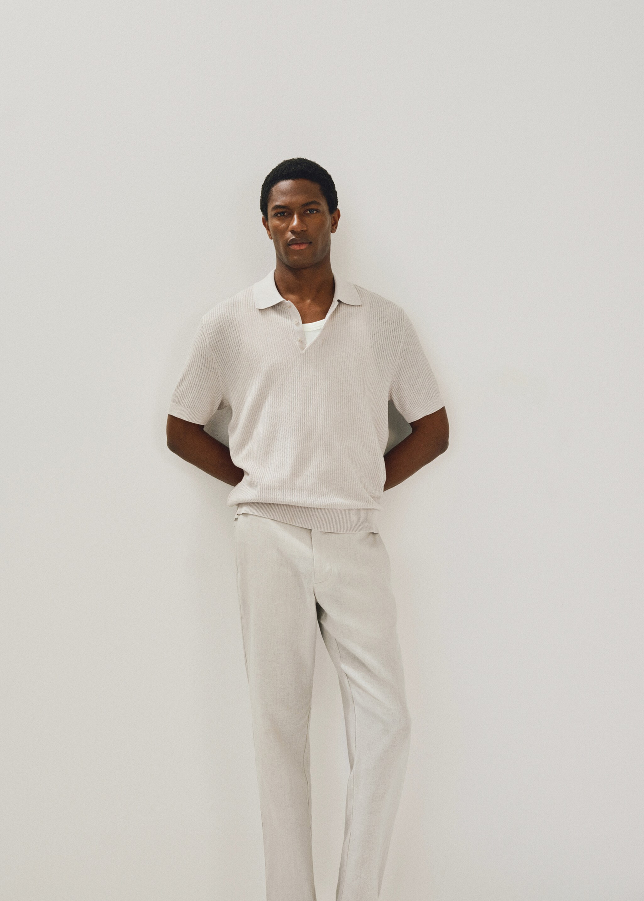 Slim-fit 100% linen trousers - Details of the article 5