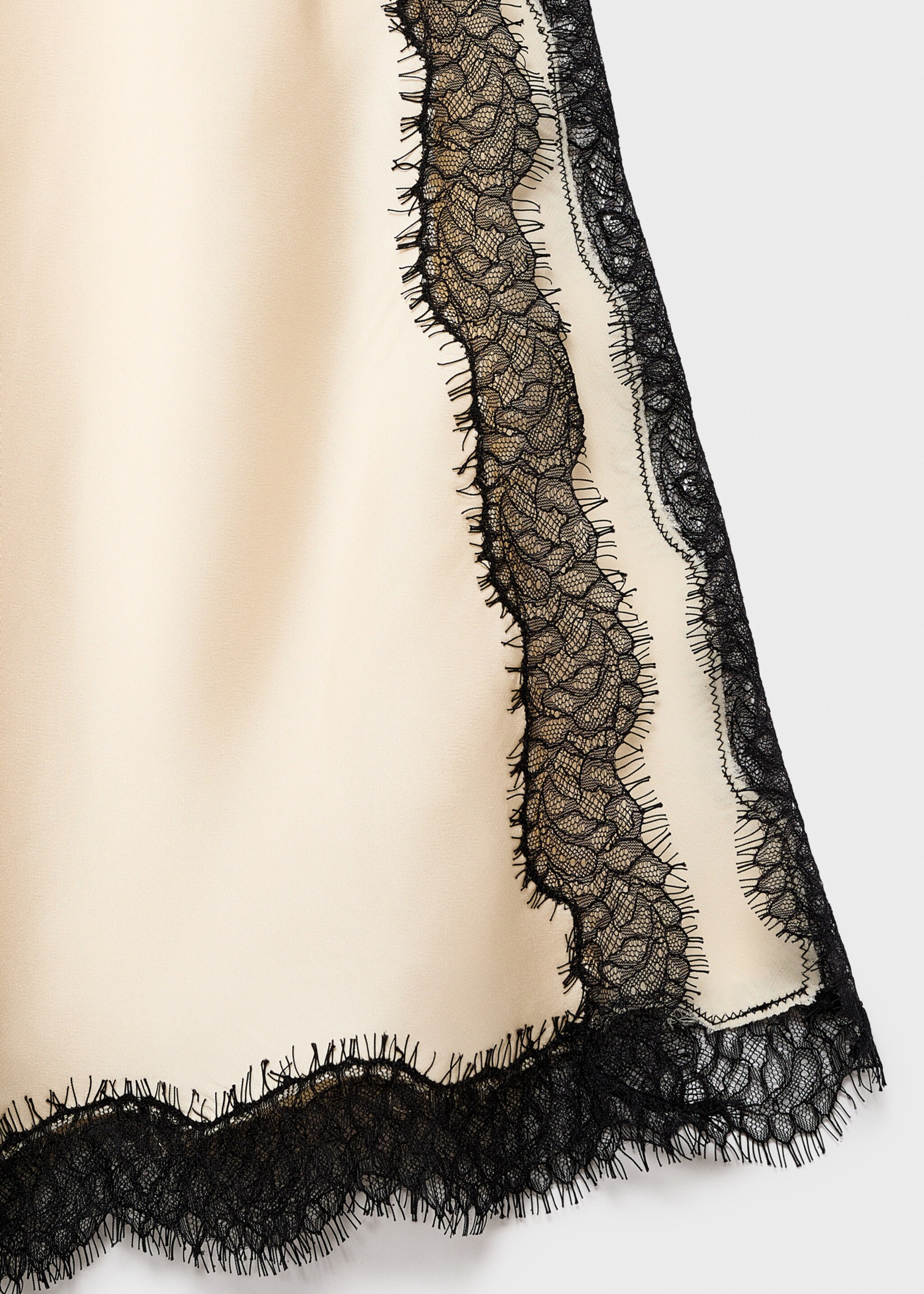 Robe style lingerie satinée - Détail de l'article 8, Écru. Ref: 17046359-01.