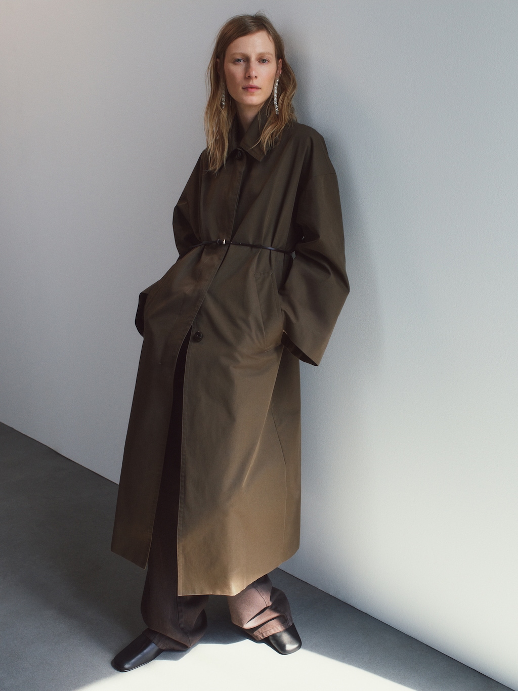 Long cotton trench coat with concealed buttons
