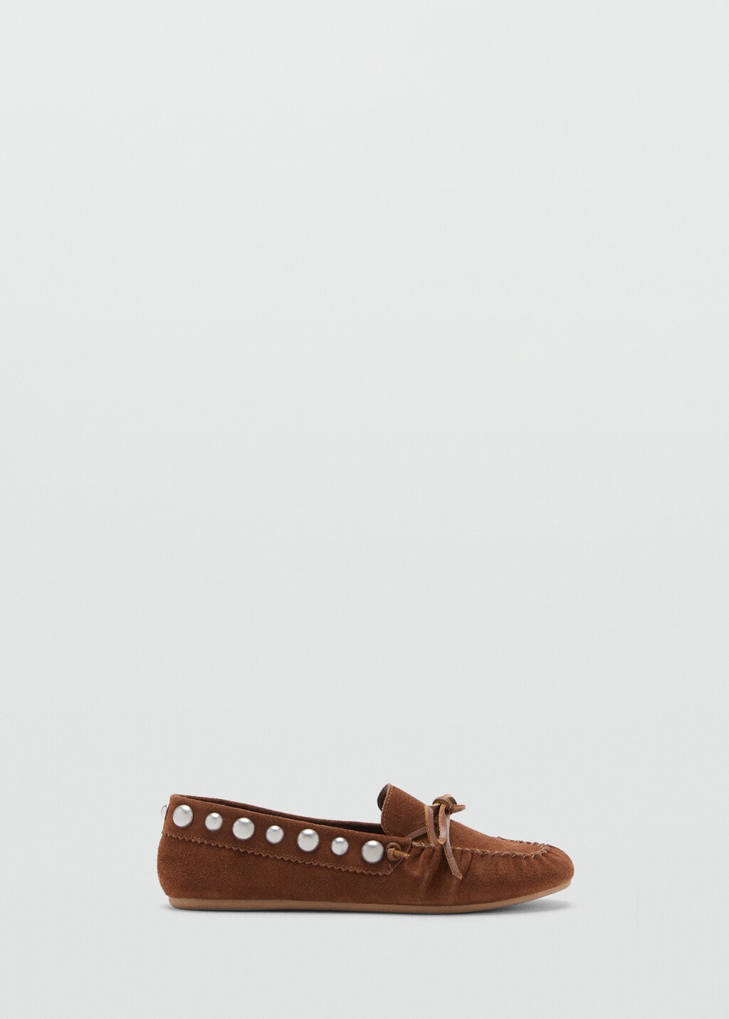 Suede moccasin with studs