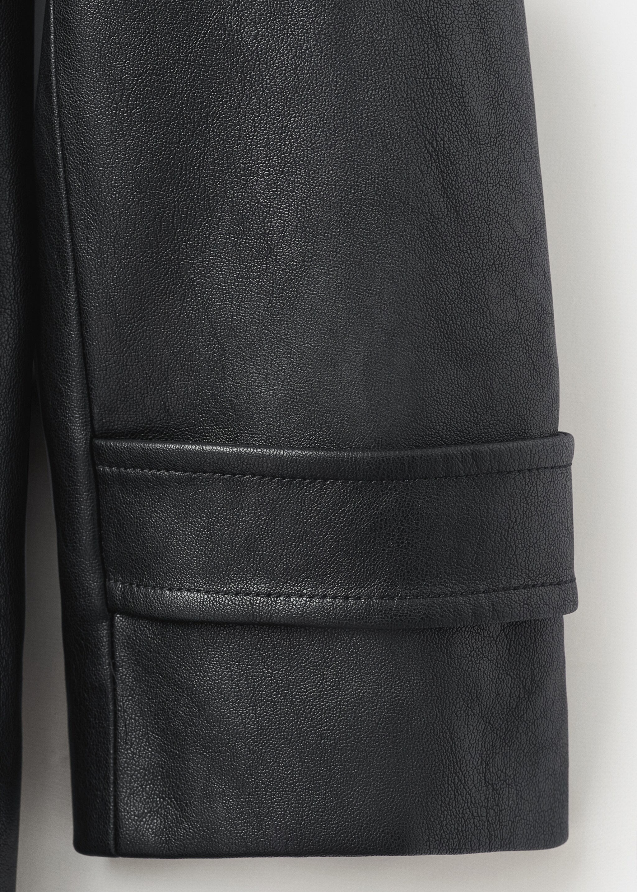 Faux-leather coat with fur collar - Details of the article 8, Black. Ref: 17048282-02.