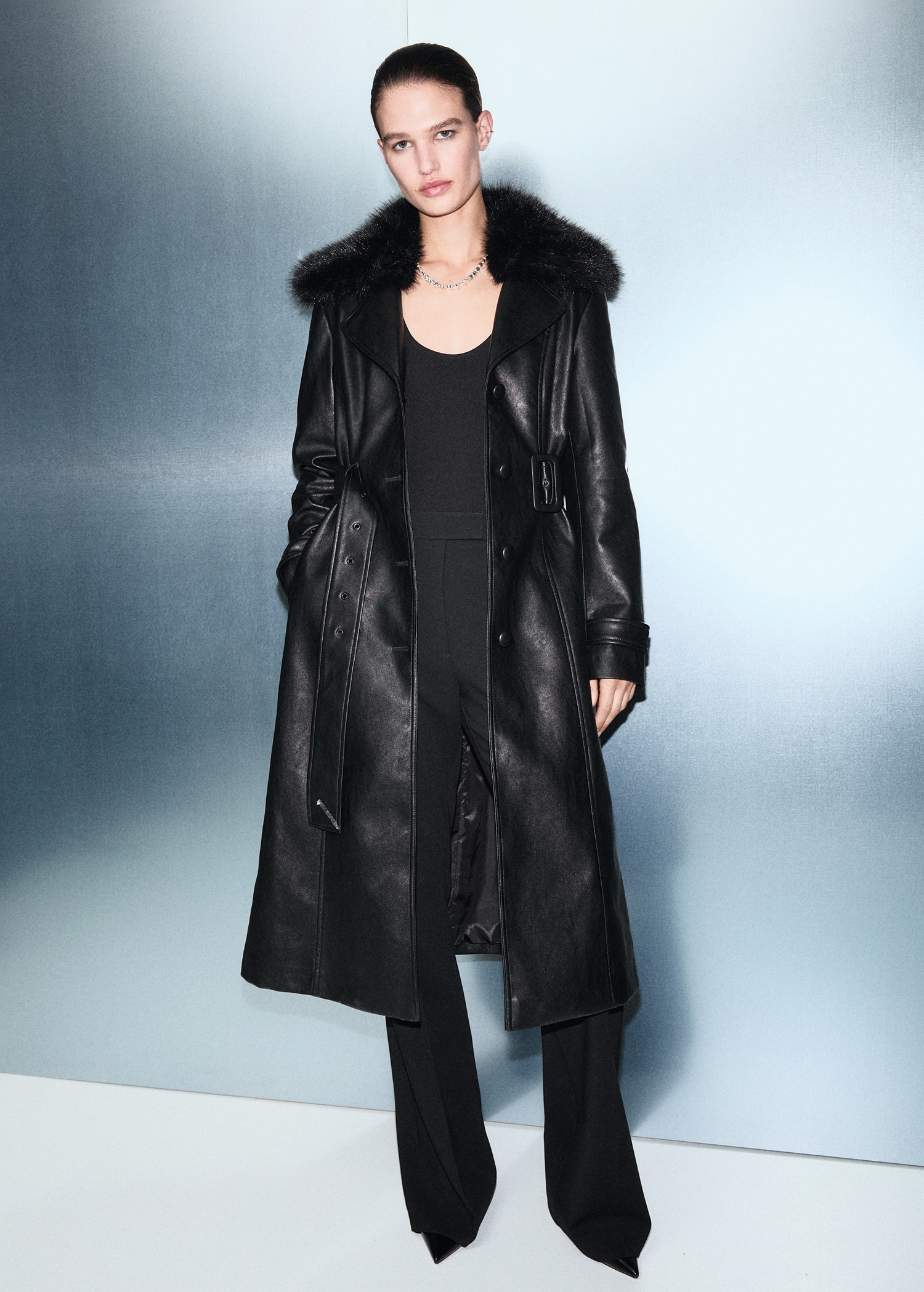 Faux-leather coat with fur collar - General plane