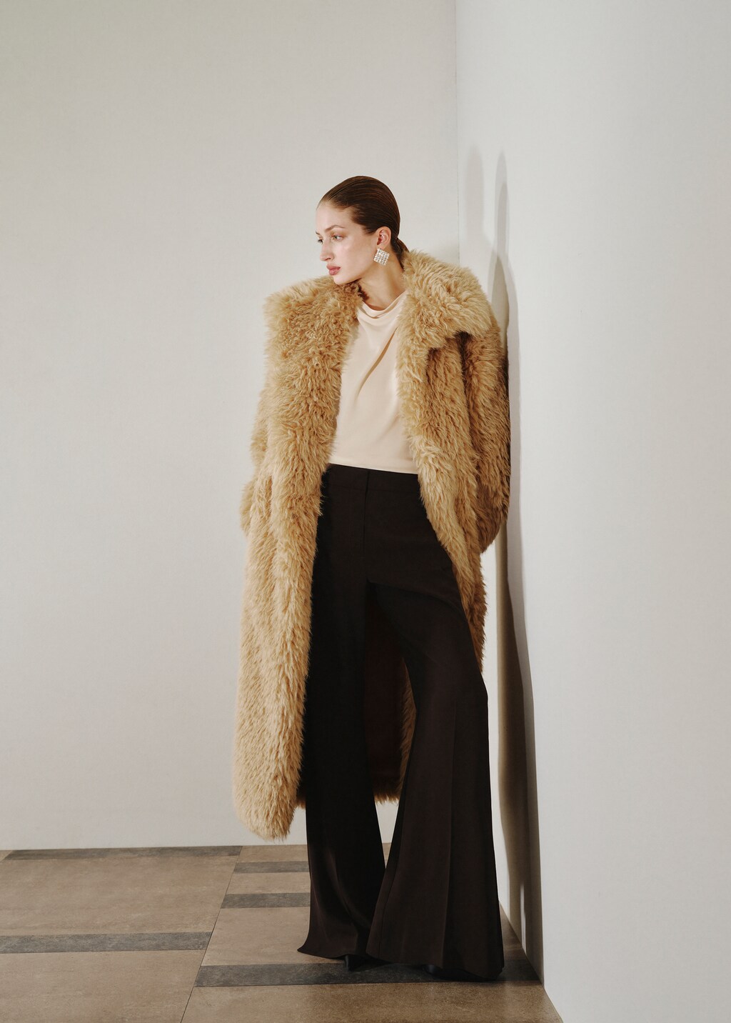 Side slit flowy pants