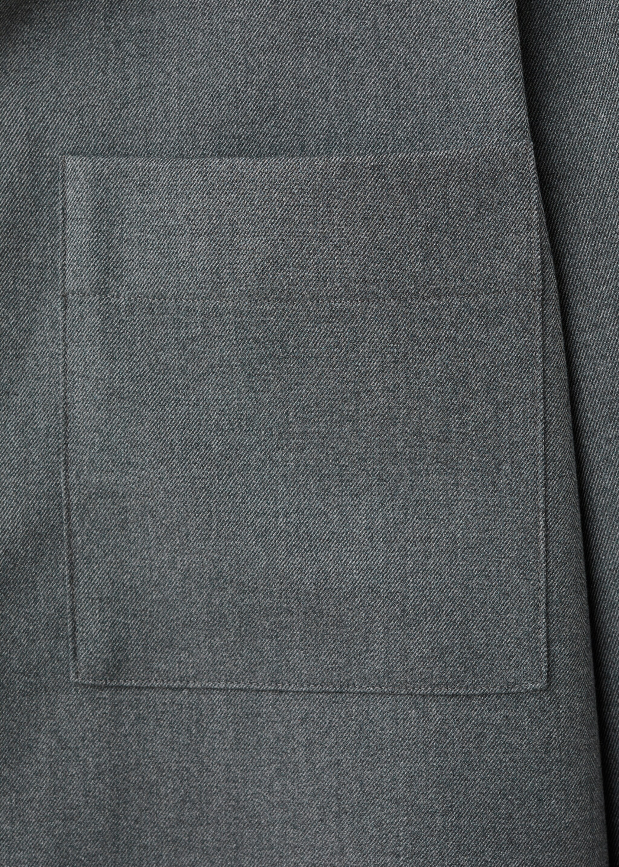 Fluid overshirt with pockets - Details of the article 0, Grey. Ref: 17049207-01.