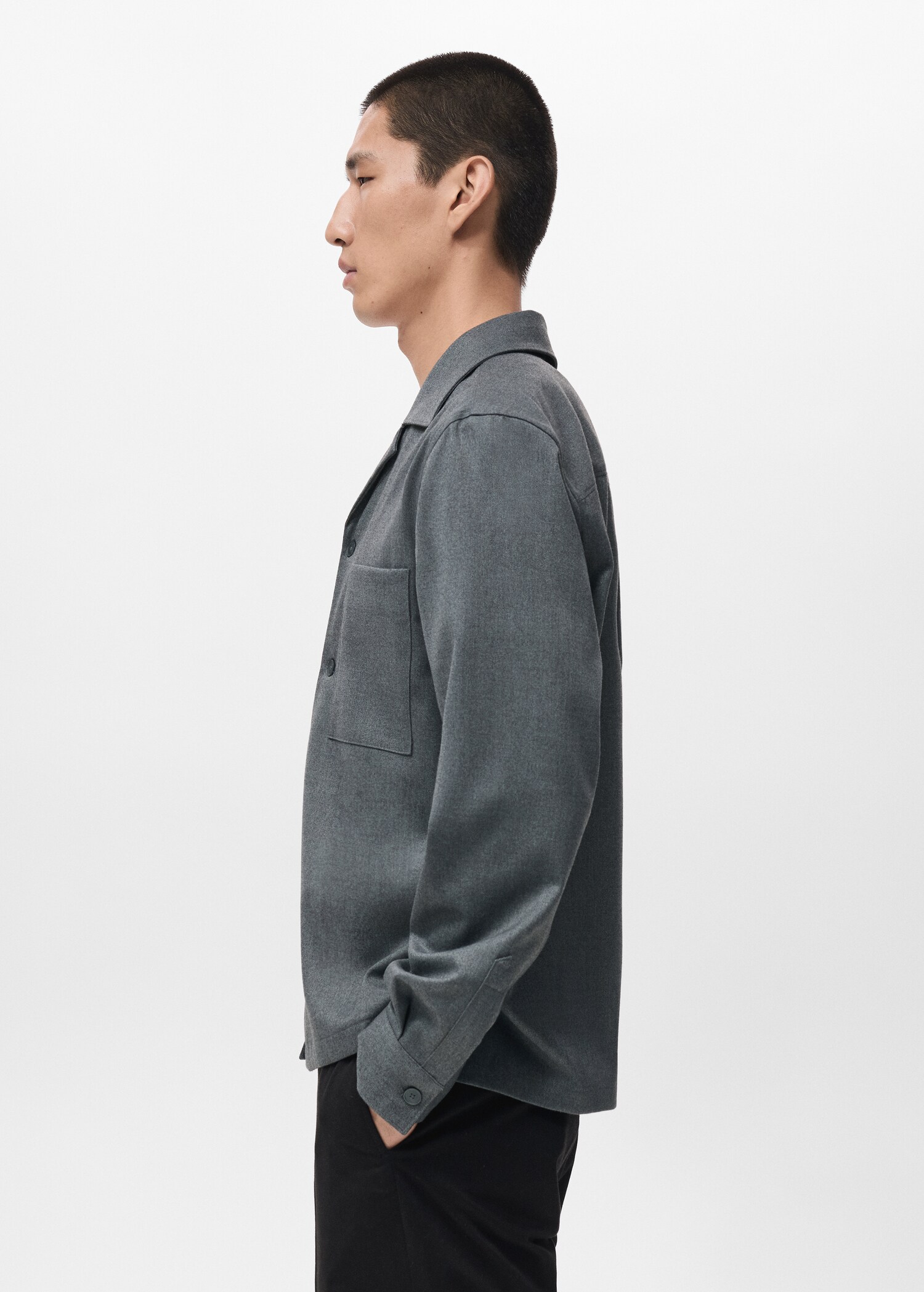 Fluid overshirt with pockets - Details of the article 2