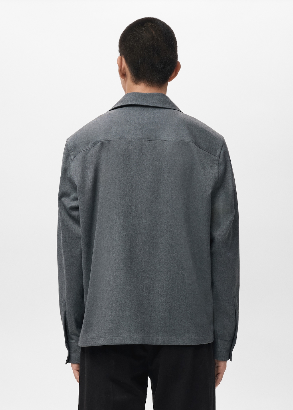 Fluid overshirt with pockets