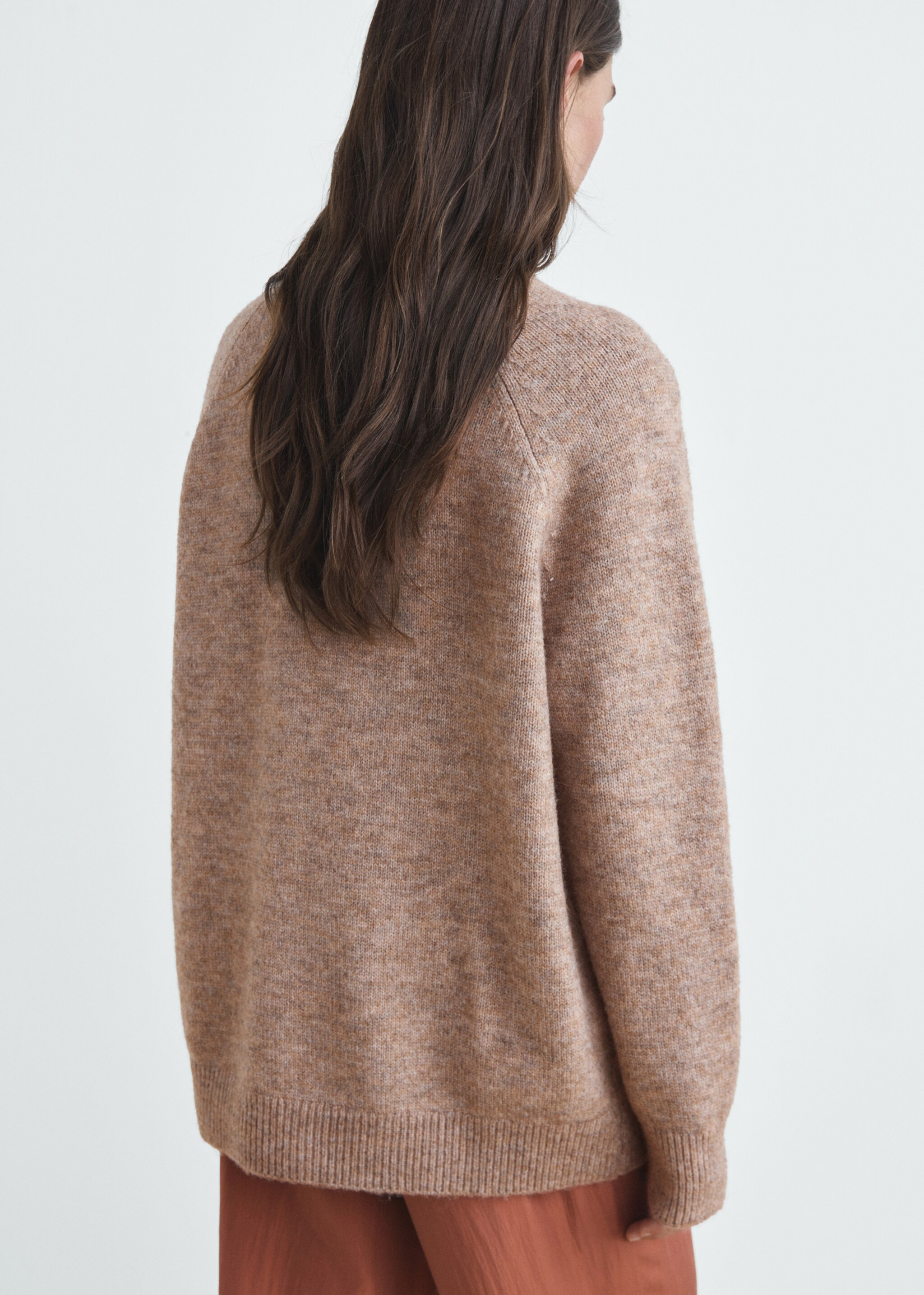 Round-neck knitted sweater - Reverse of the article, Medium Pink. Ref: 17054429-01.