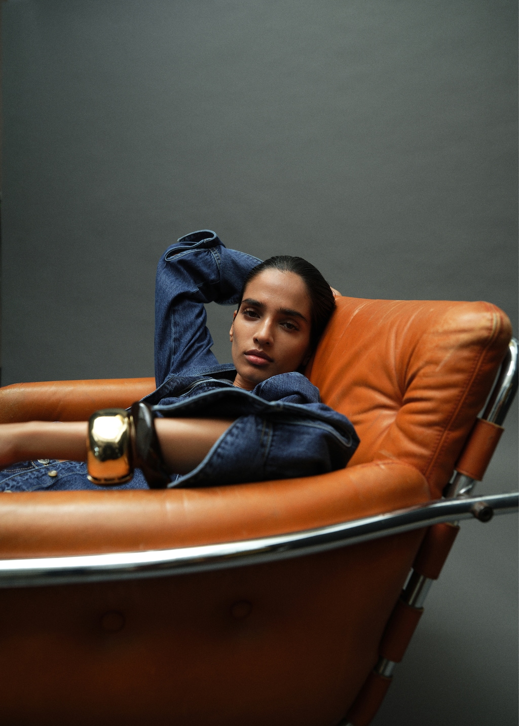 Denim shirt with bow