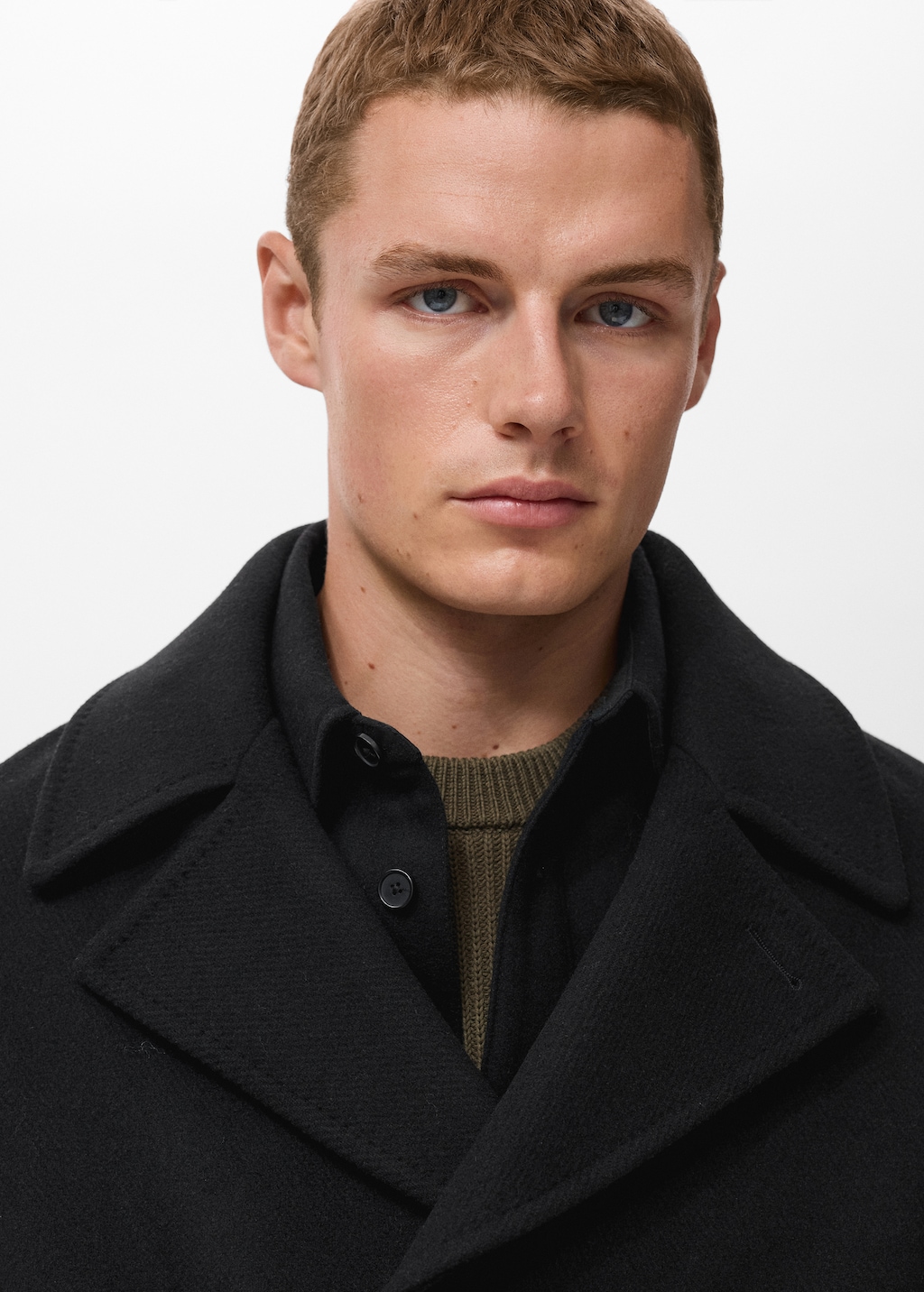 Wool double-breasted coat with buttons