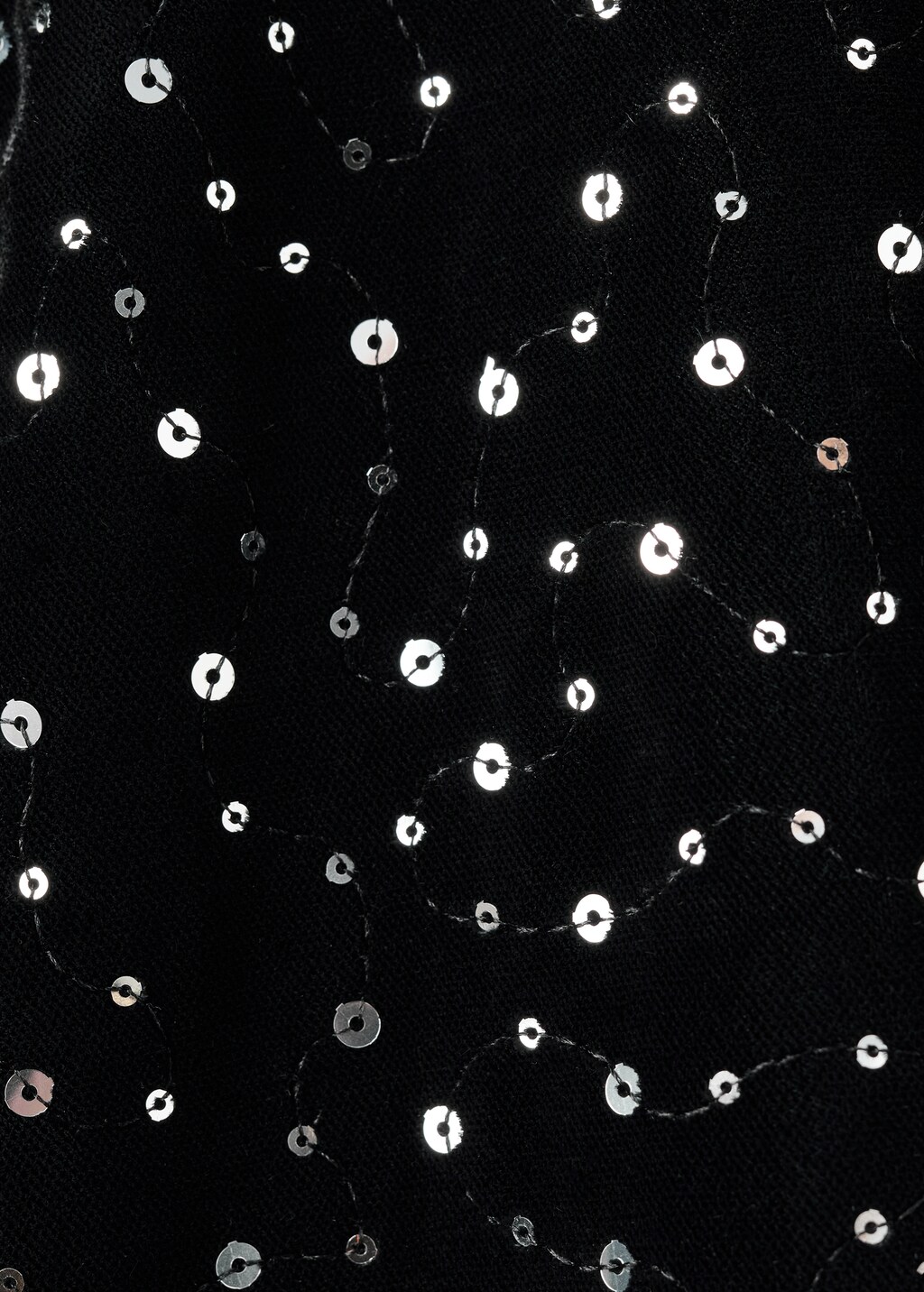 Short dress with sequins