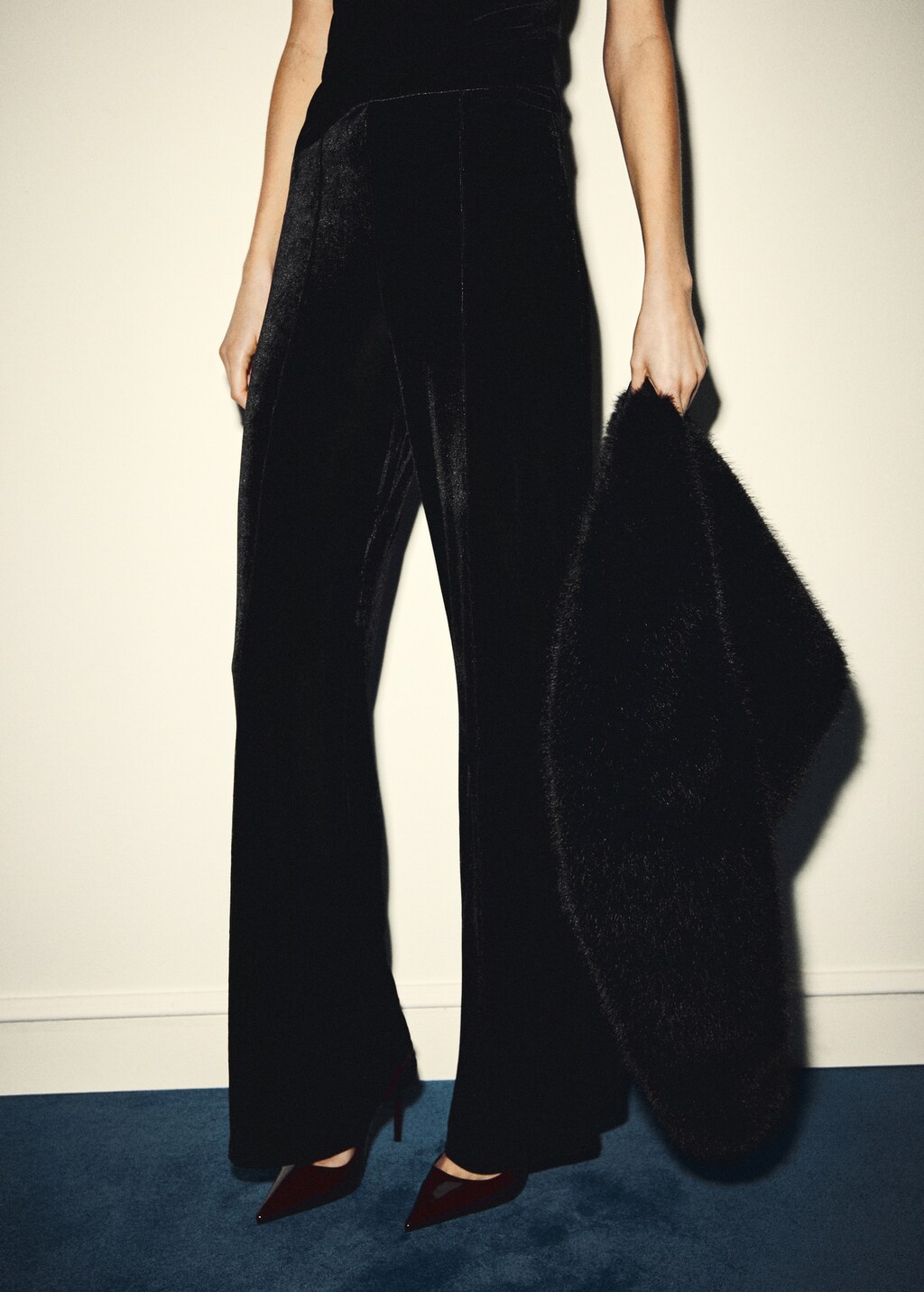 Velvet pants with seam detail