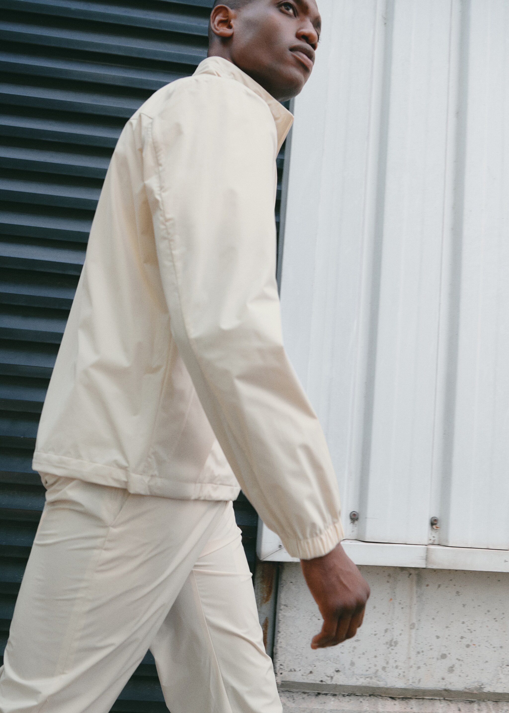 Water-repellent COOLMAX® jacket - Details of the article 5, Beige. Ref: 17061129-01.