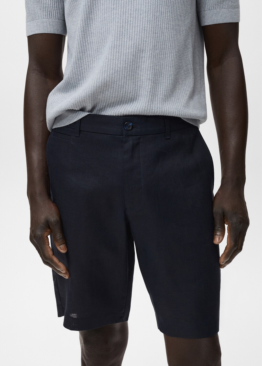 Slim-fit 100% linen bermuda shorts
