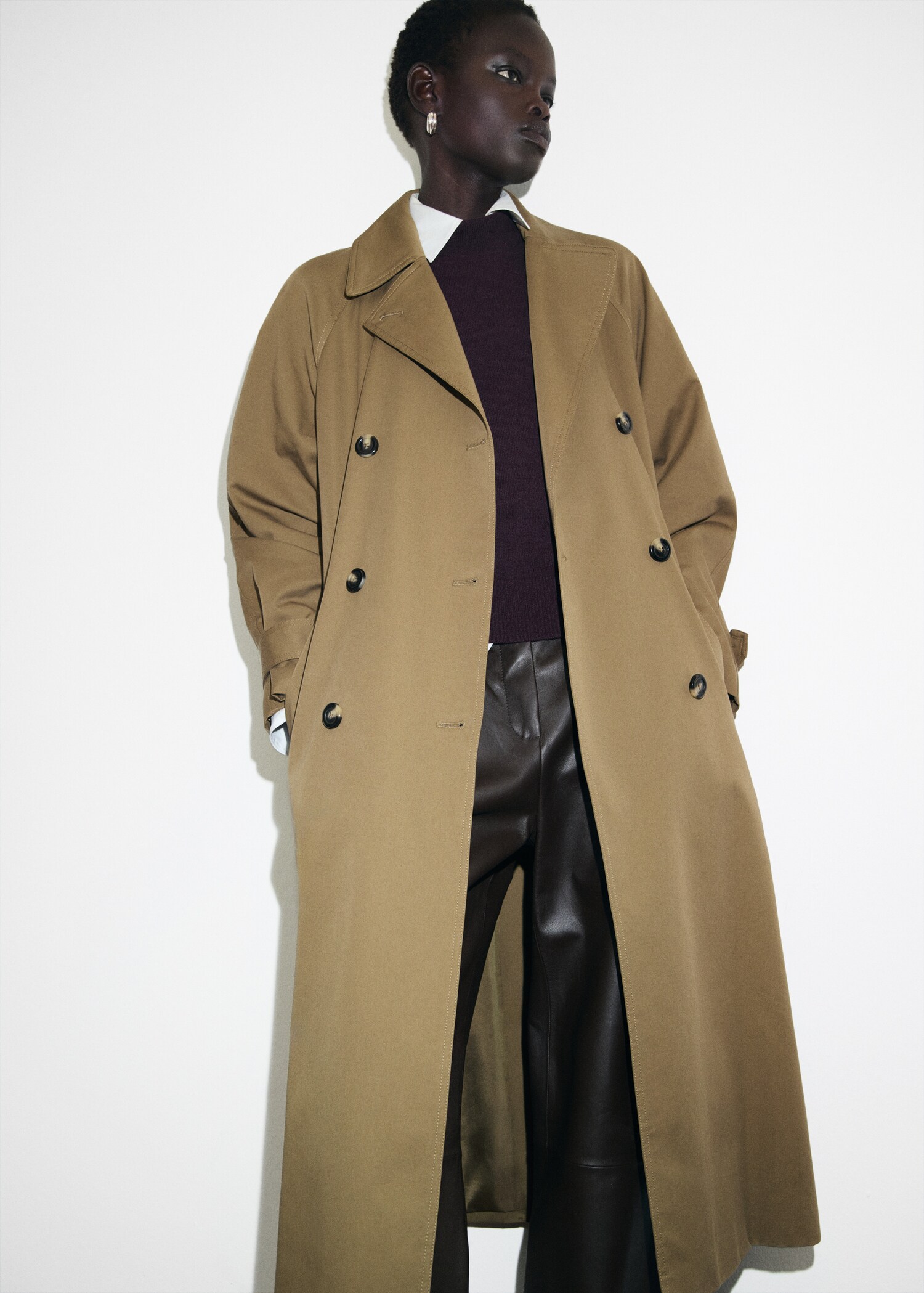 Long double-breasted trench coat - Medium plane