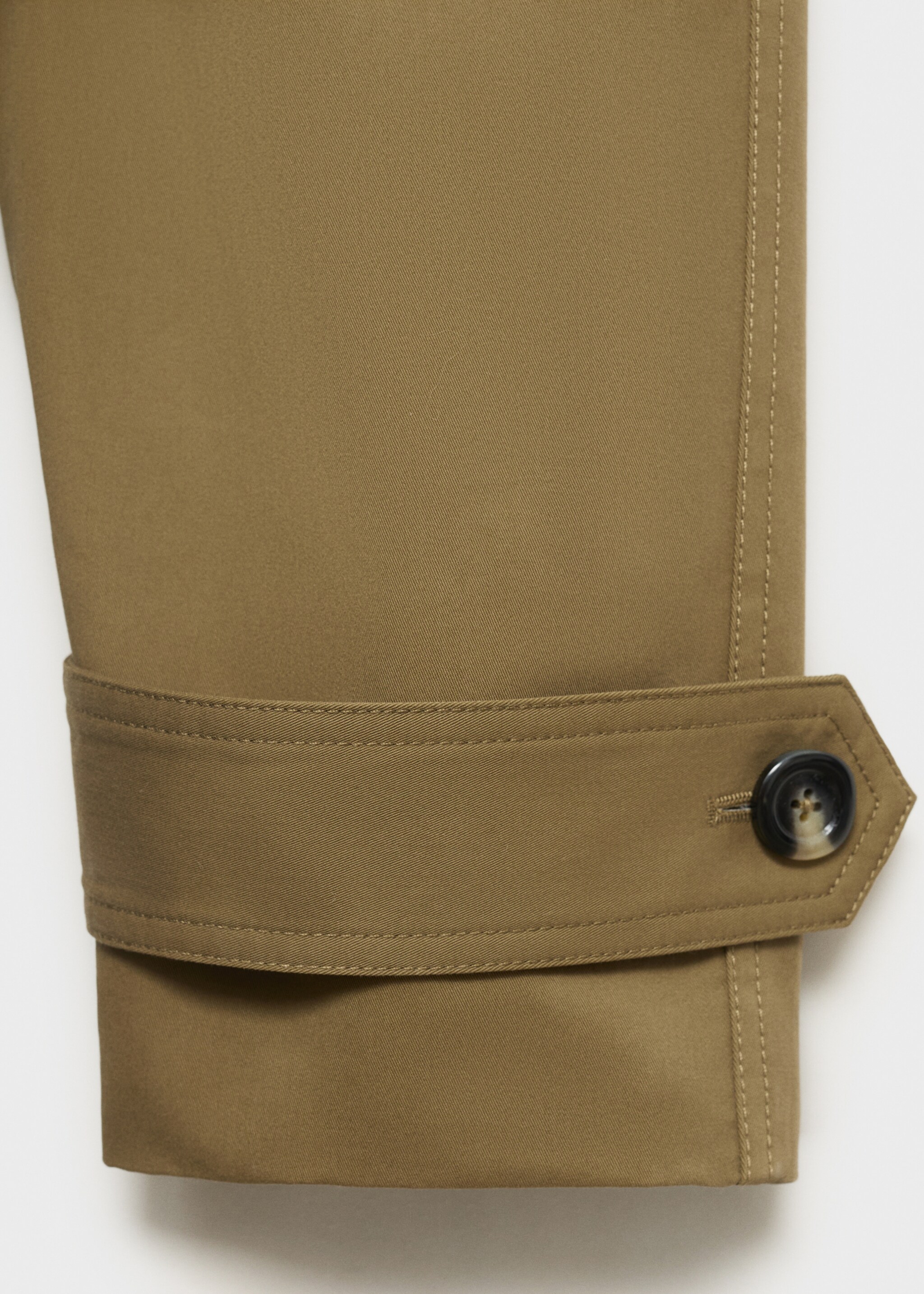 Long double-breasted trench coat - Details of the article 8, Khaki. Ref: 17064117-01.
