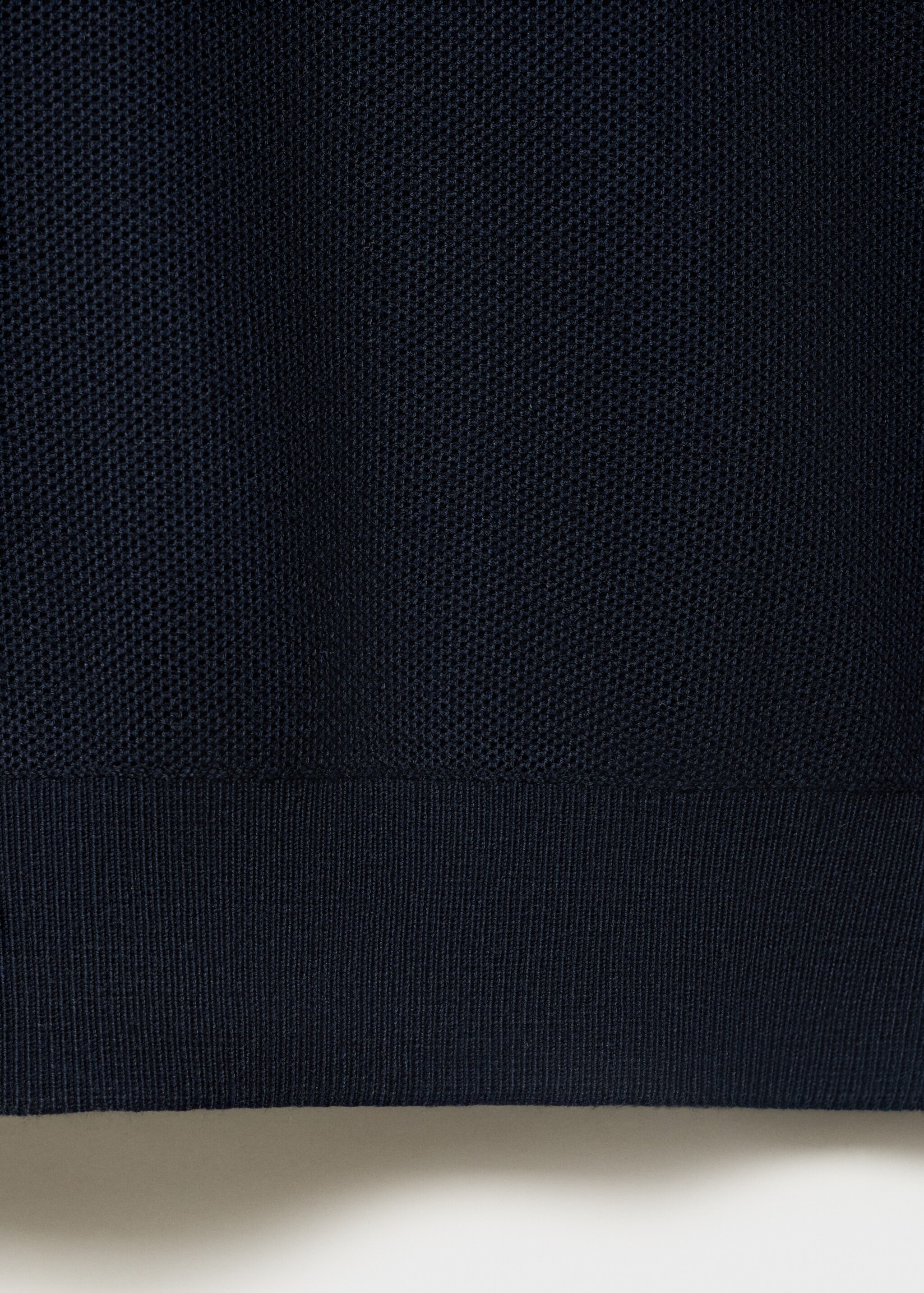 Katoenen polotrui met microstructuur - Detail van het artikel 0, Marineblauw. Ref: 17065145-01.