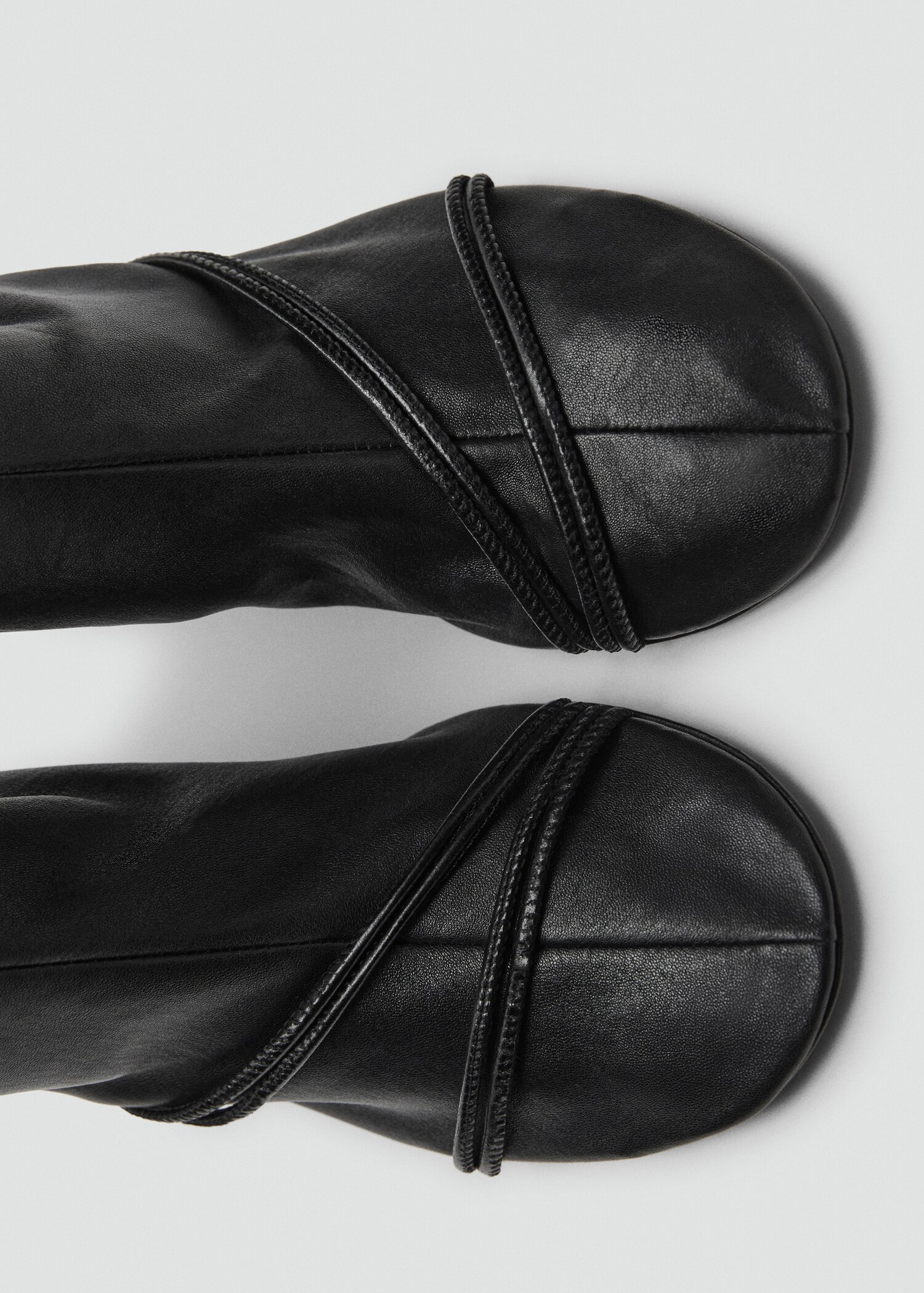 100% leather high boots with straps - Details of the article 2