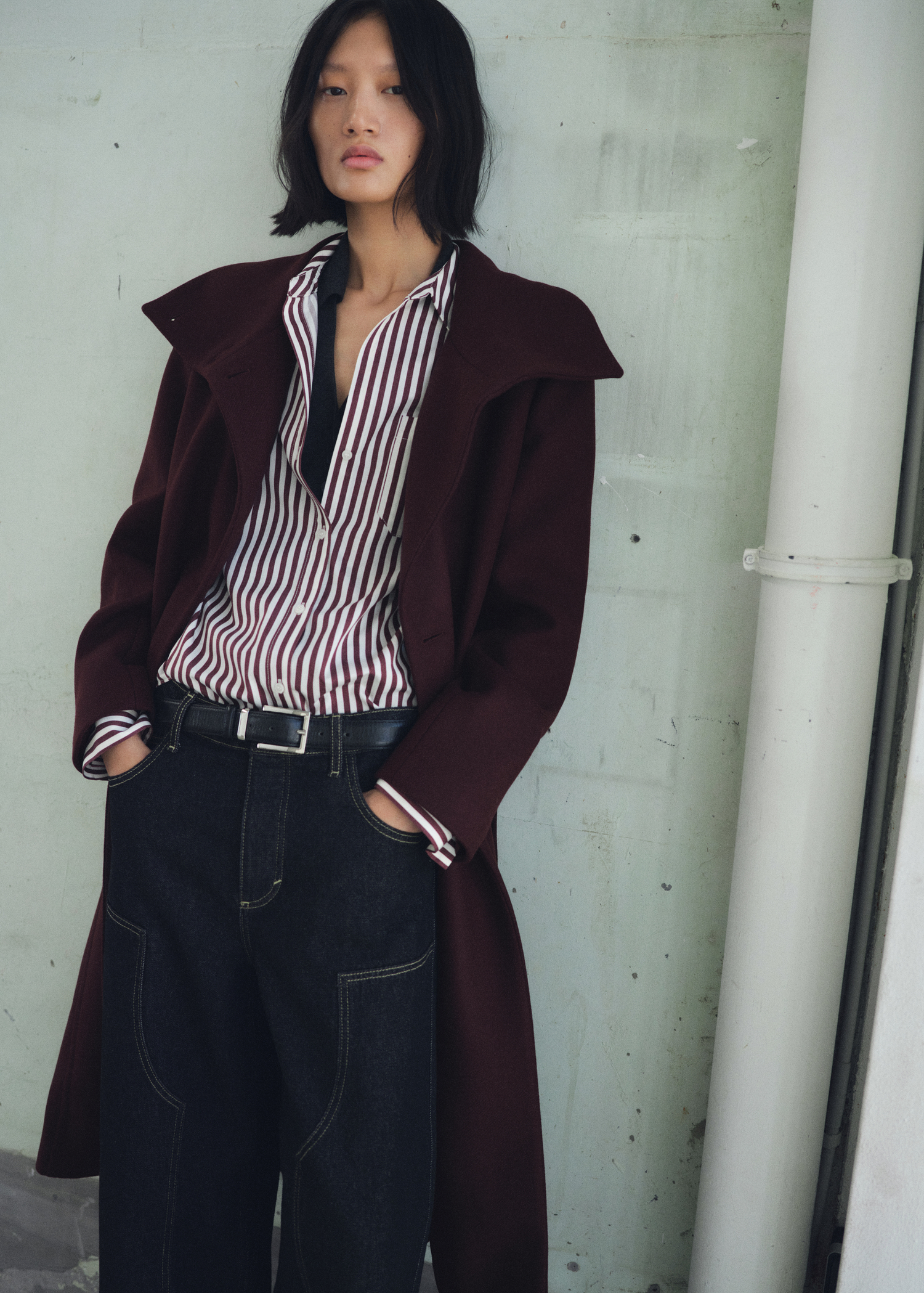 Manteco wool coat with belt - Medium plane, Maroon. Ref: 17066744-02.