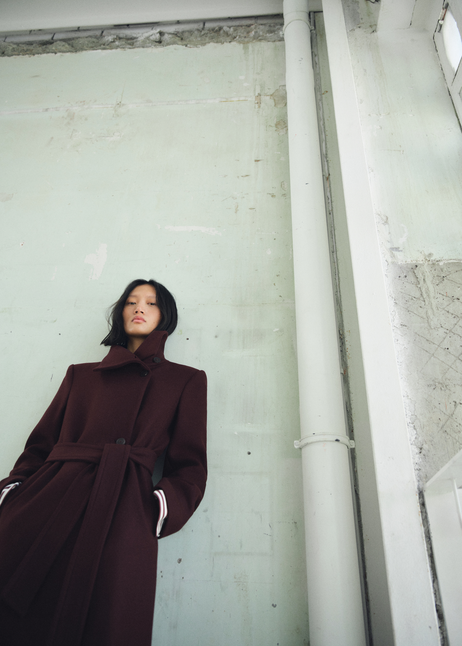 Manteco wool coat with belt - Details of the article 2, Maroon. Ref: 17066744-02.