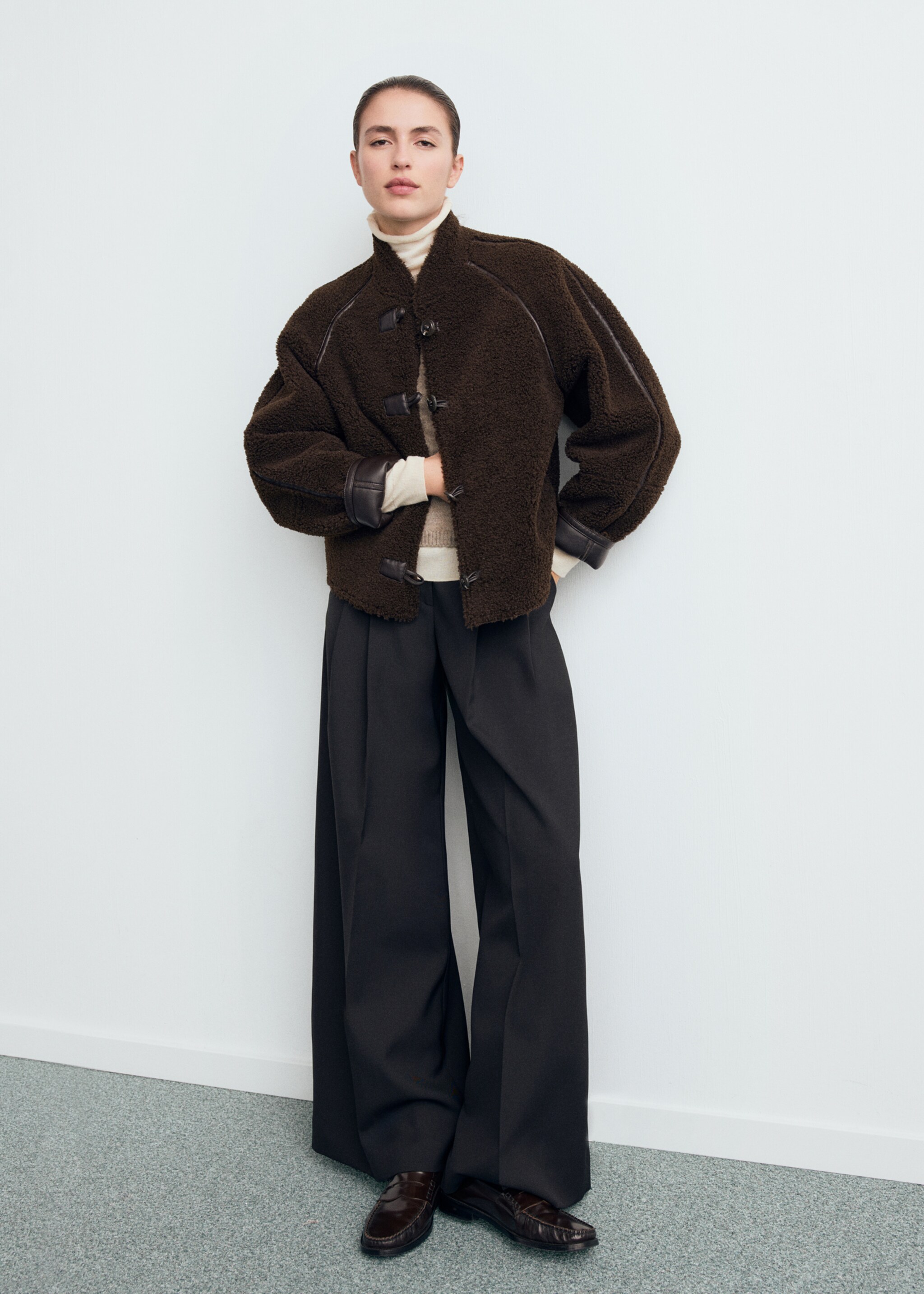 Shearling-effect reversible jacket - General plane, Black. Ref: 17067768-01.