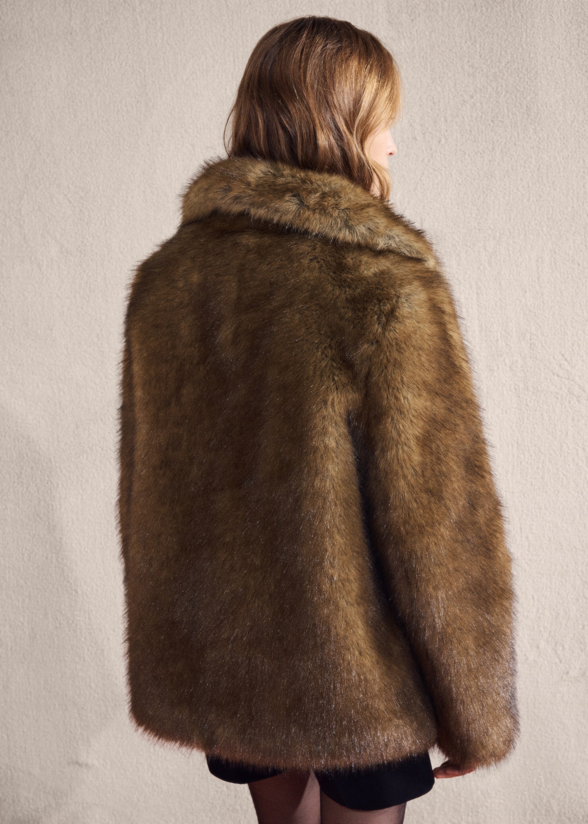 Faux-fur coat with lapels - Reverse of the article, Beige. Ref: 17068268-01.