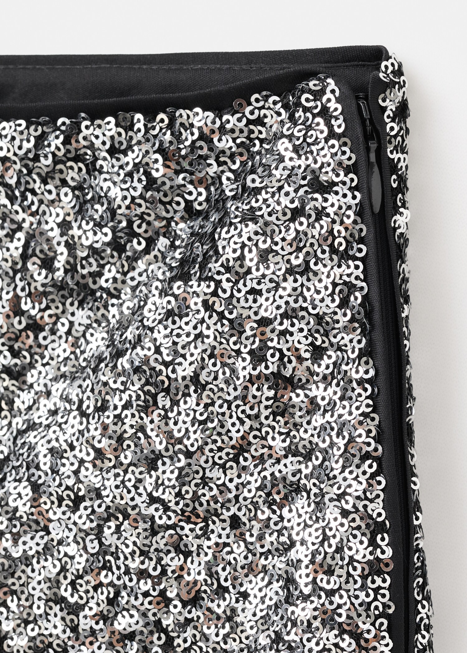 Sequin shorts - Details of the article 8