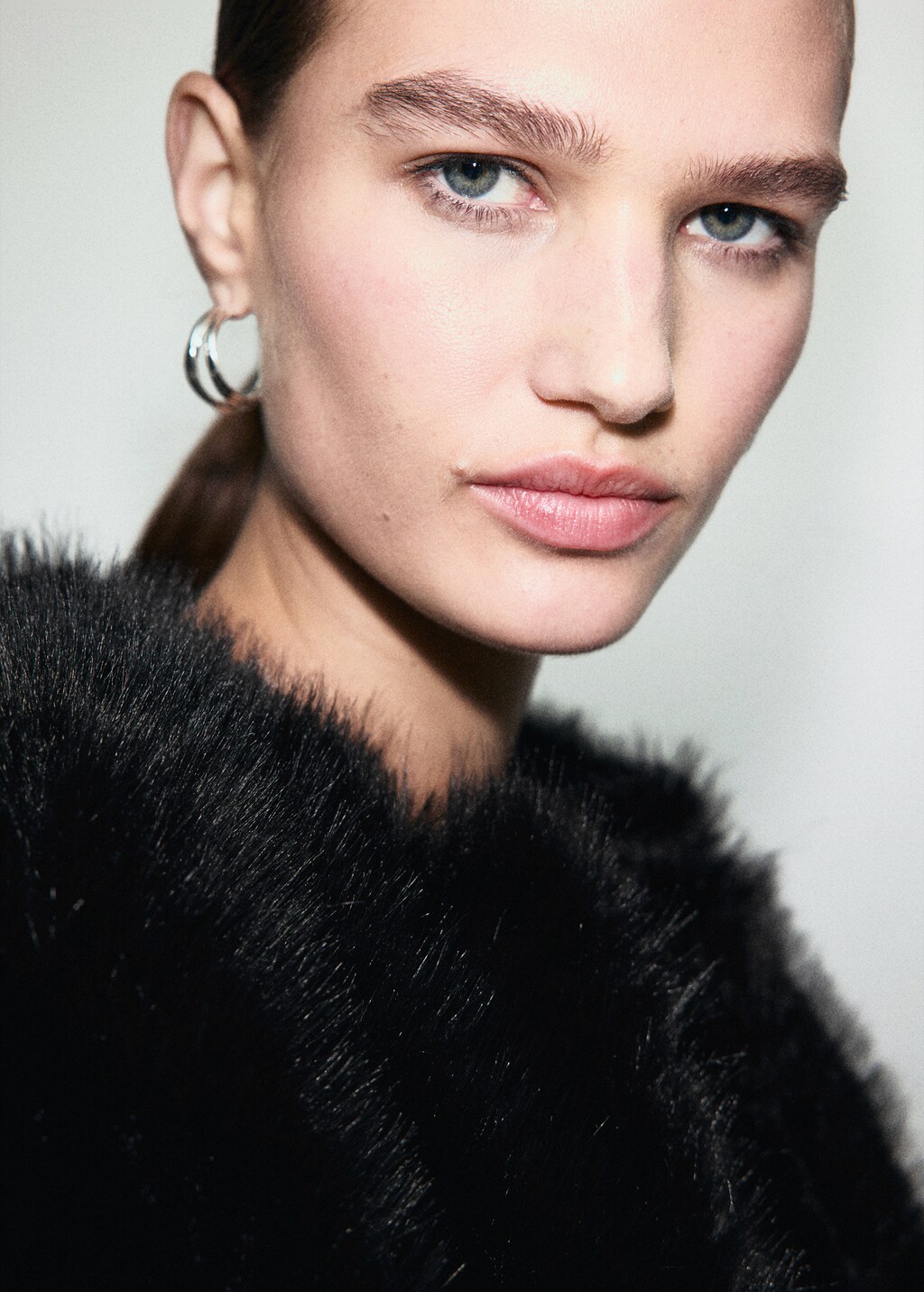 Faux fur cropped jacket