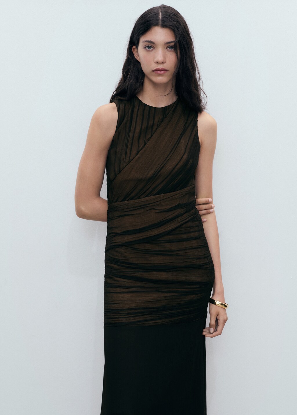 Contrasting textured dress