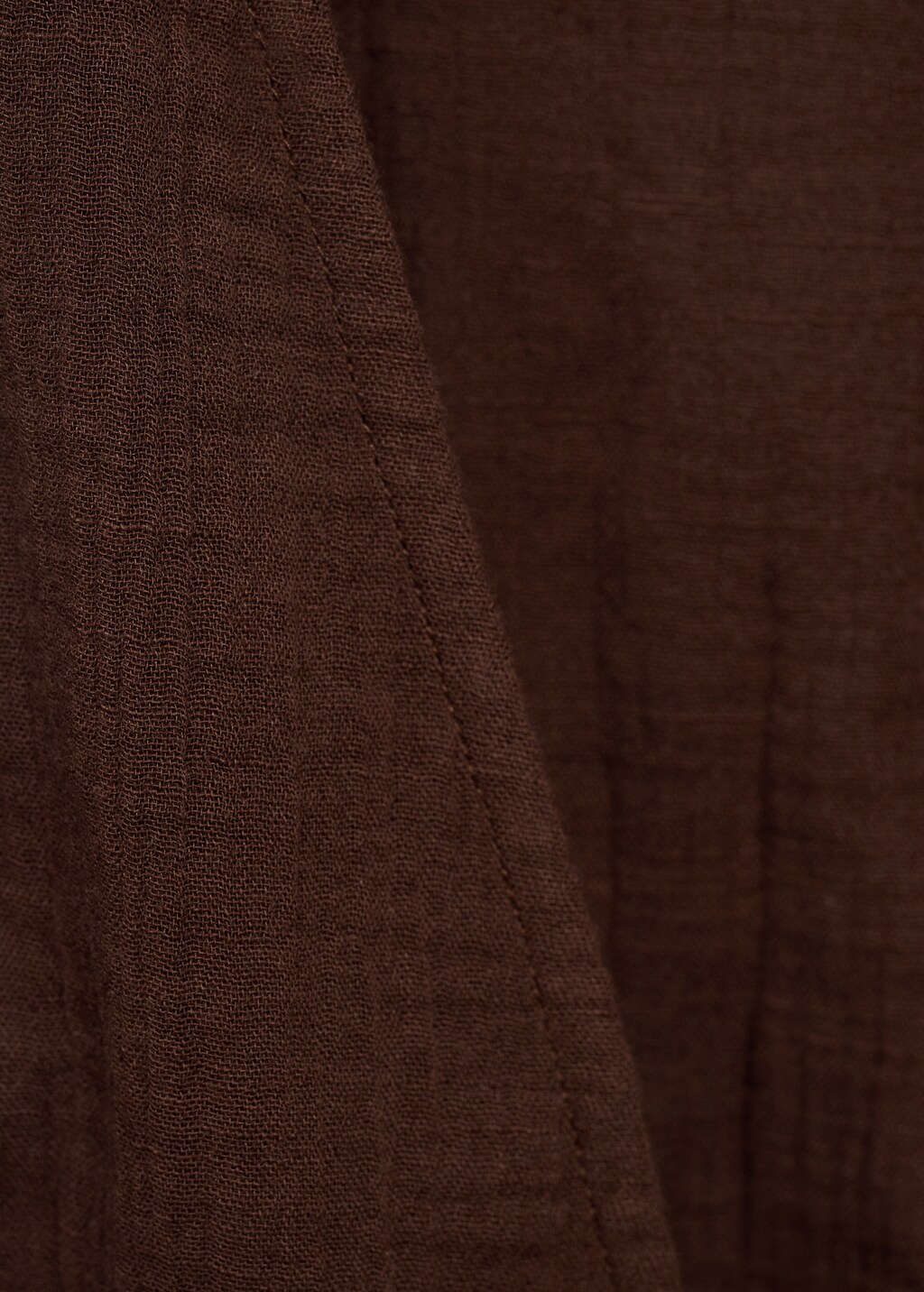 Ruffled top with bows