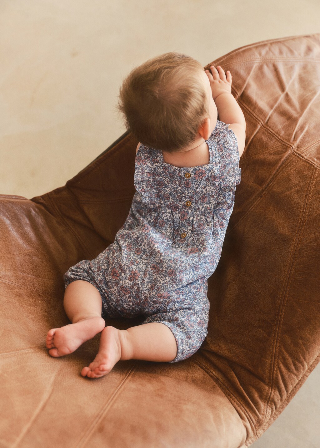 Floral print dungarees