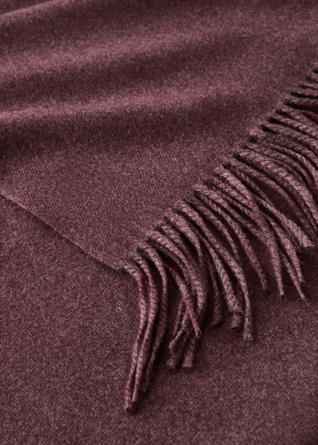 Ultra-light bone china dinner plate