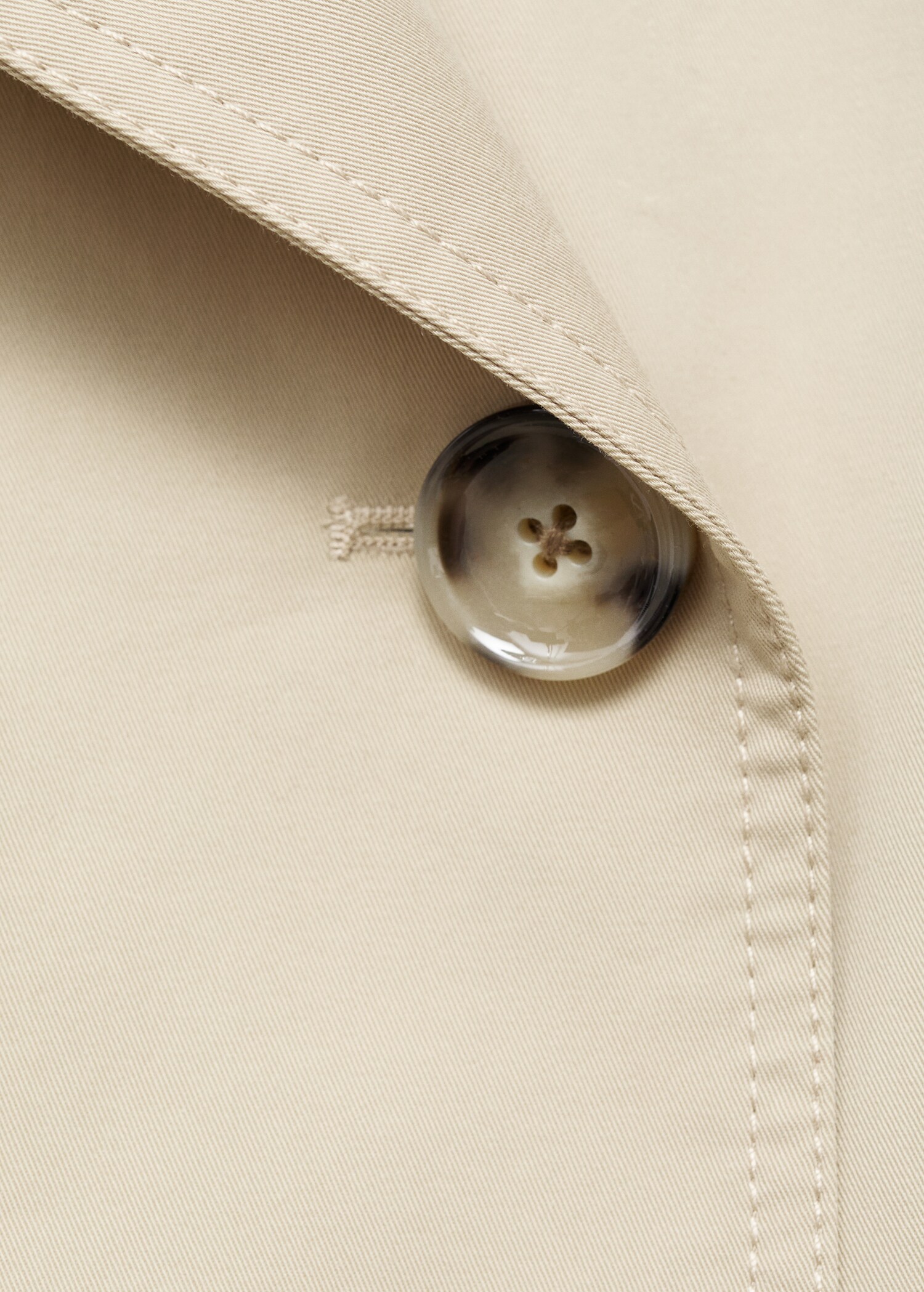 Double-breasted cropped trench coat - Details of the article 8