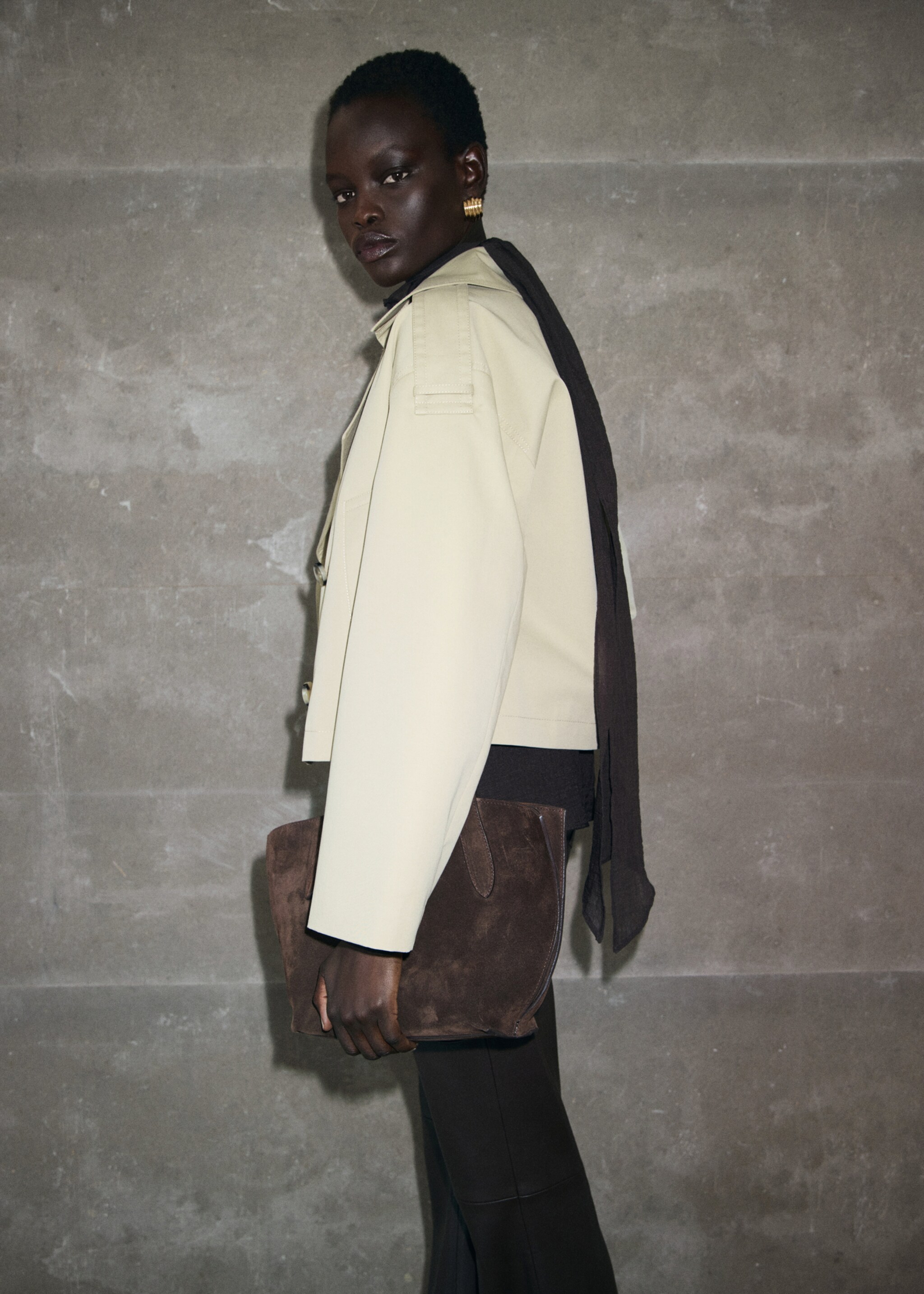 Double-breasted cropped trench coat - Reverse of the article, Beige. Ref: 17074438-01.