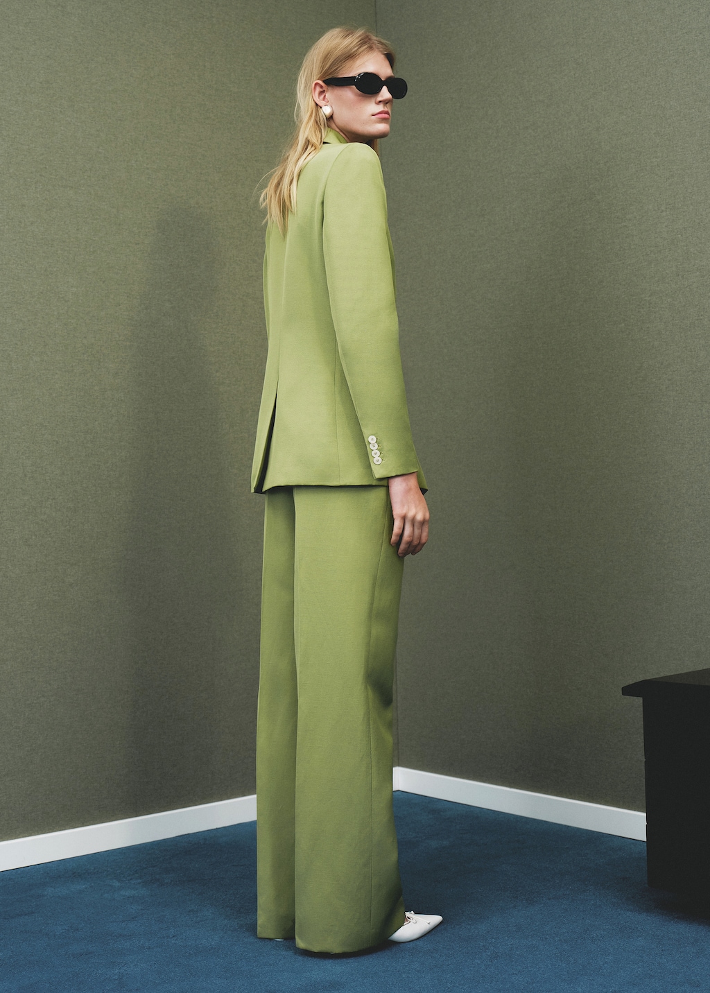 Straight-fit linen-blend suit pants