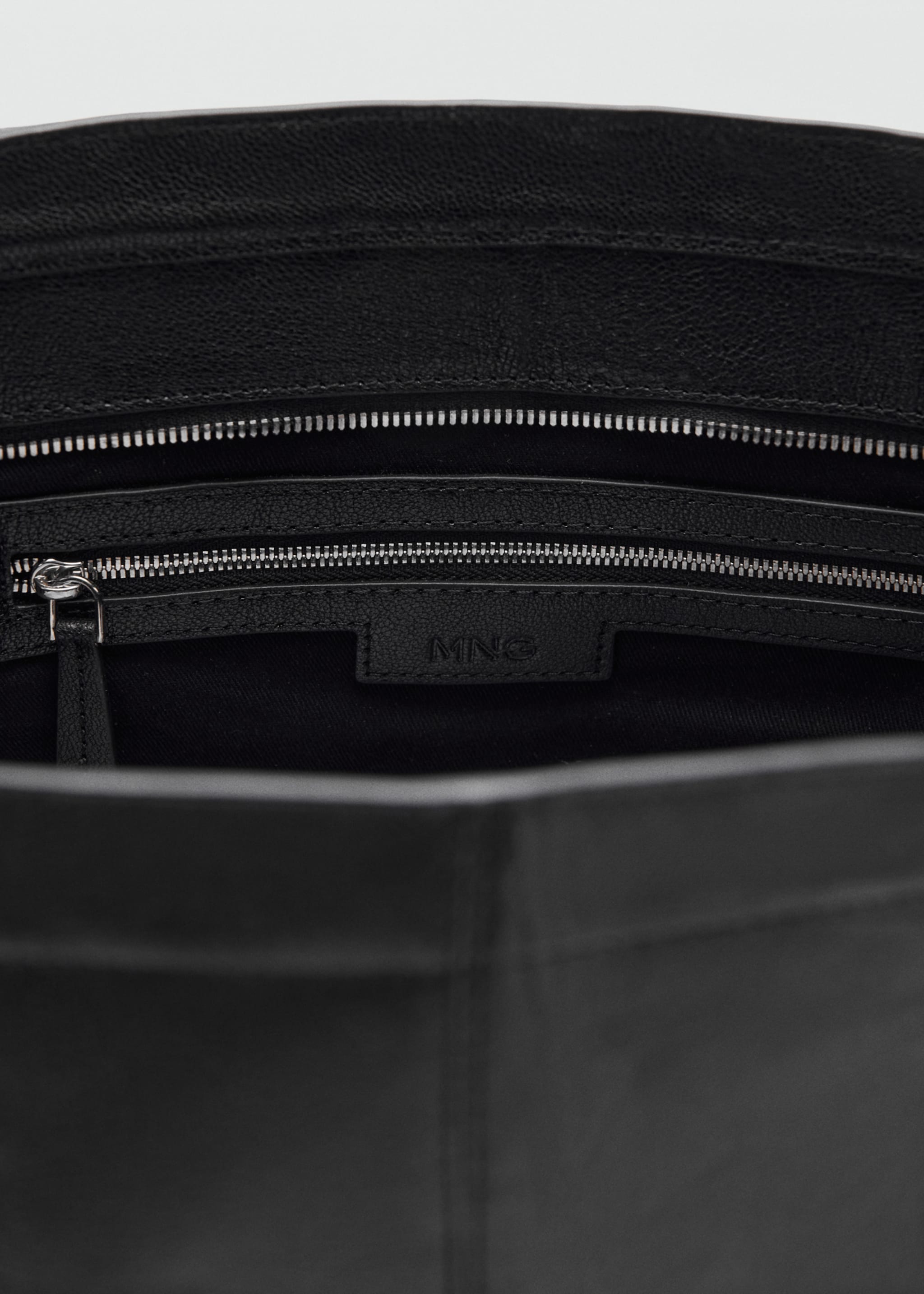Bossa shopper pell - Detall de l'article 3, Negre. Ref: 17075818-02.