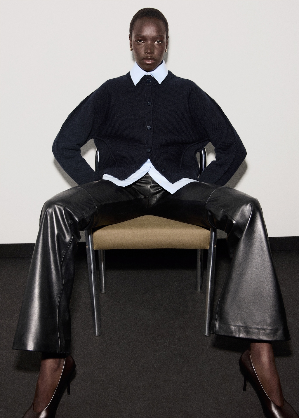 Straight-fit cardigan with buttons