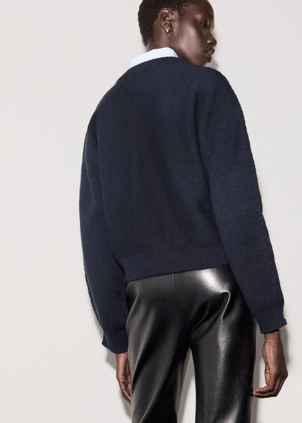 Straight-fit cardigan with buttons