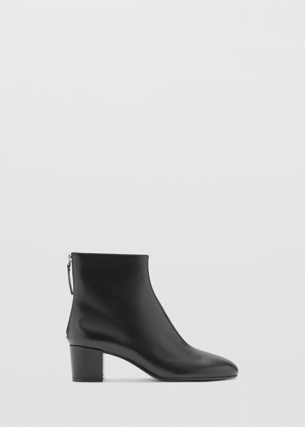 Leather ankle boots with block heel