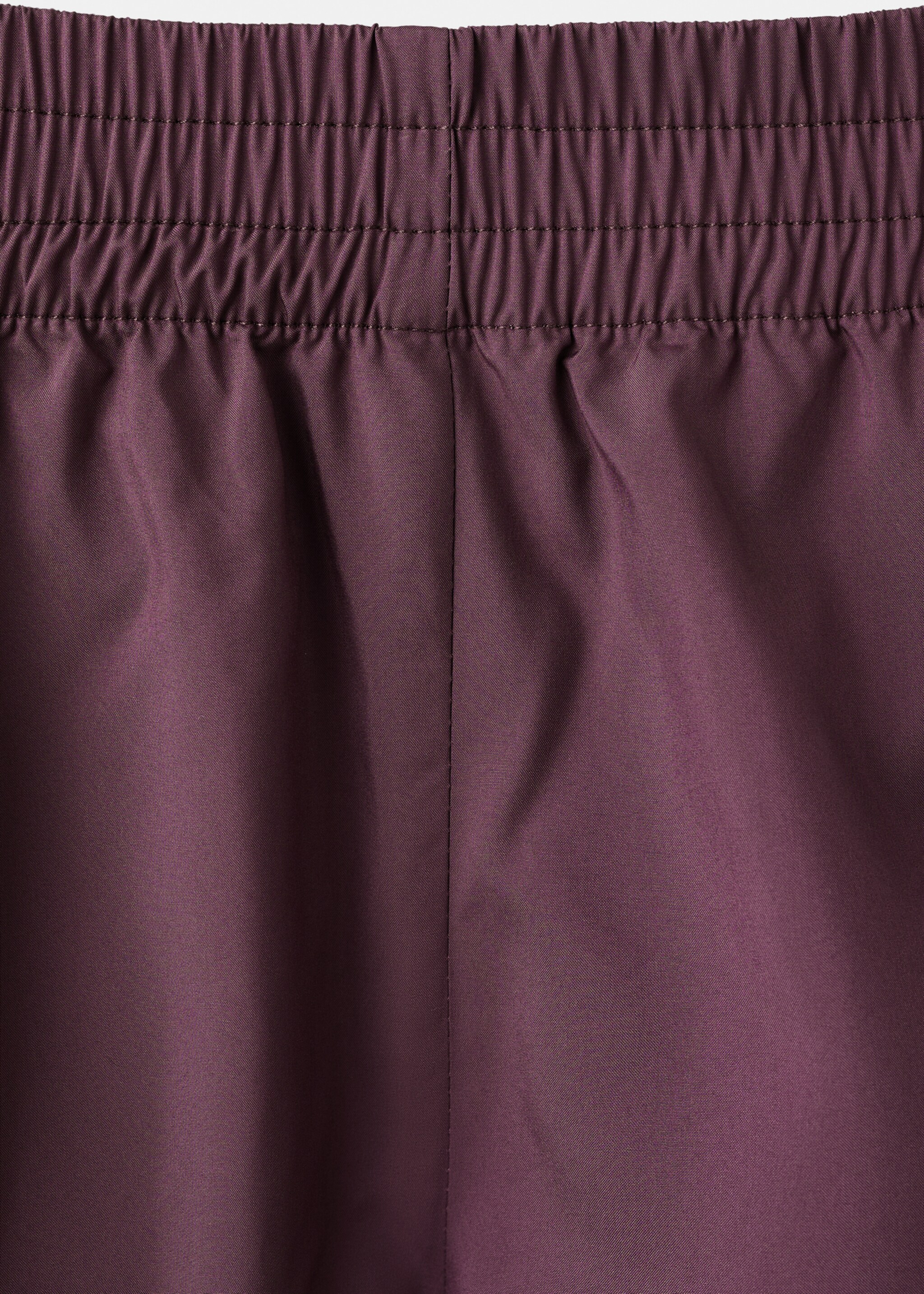 Shorts with contrasting stripes - Details of the article 0, Maroon. Ref: 17077909-01.