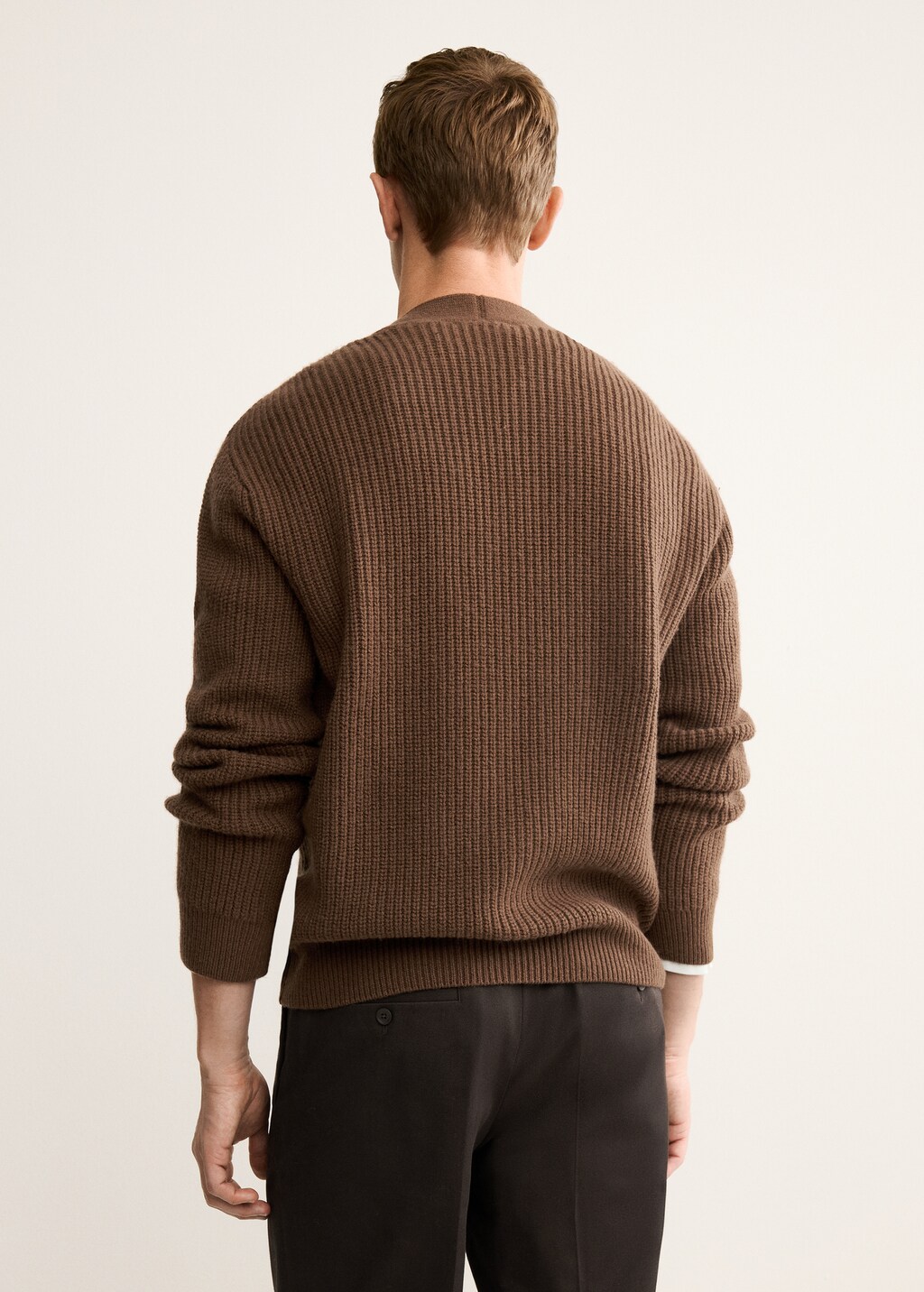 100% wool cardigan with buttons