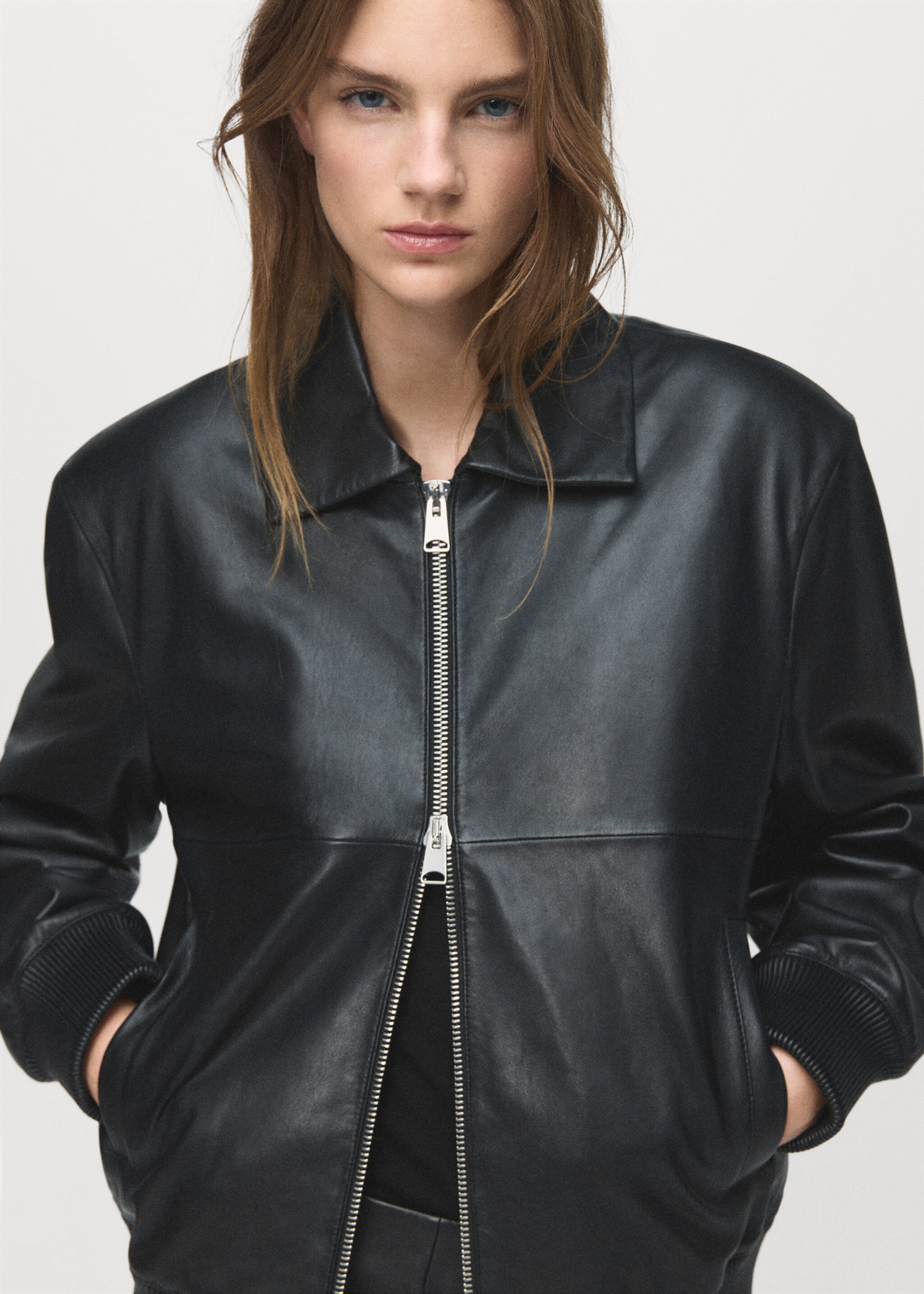 Leather bomber jacket - Details of the article 4, Black. Ref: 17079116-01.