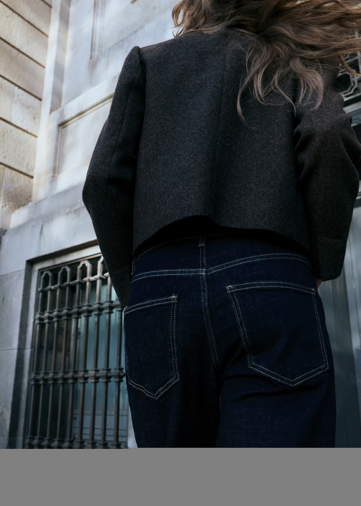 Flared jeans with drawstrings - Reverse of the article