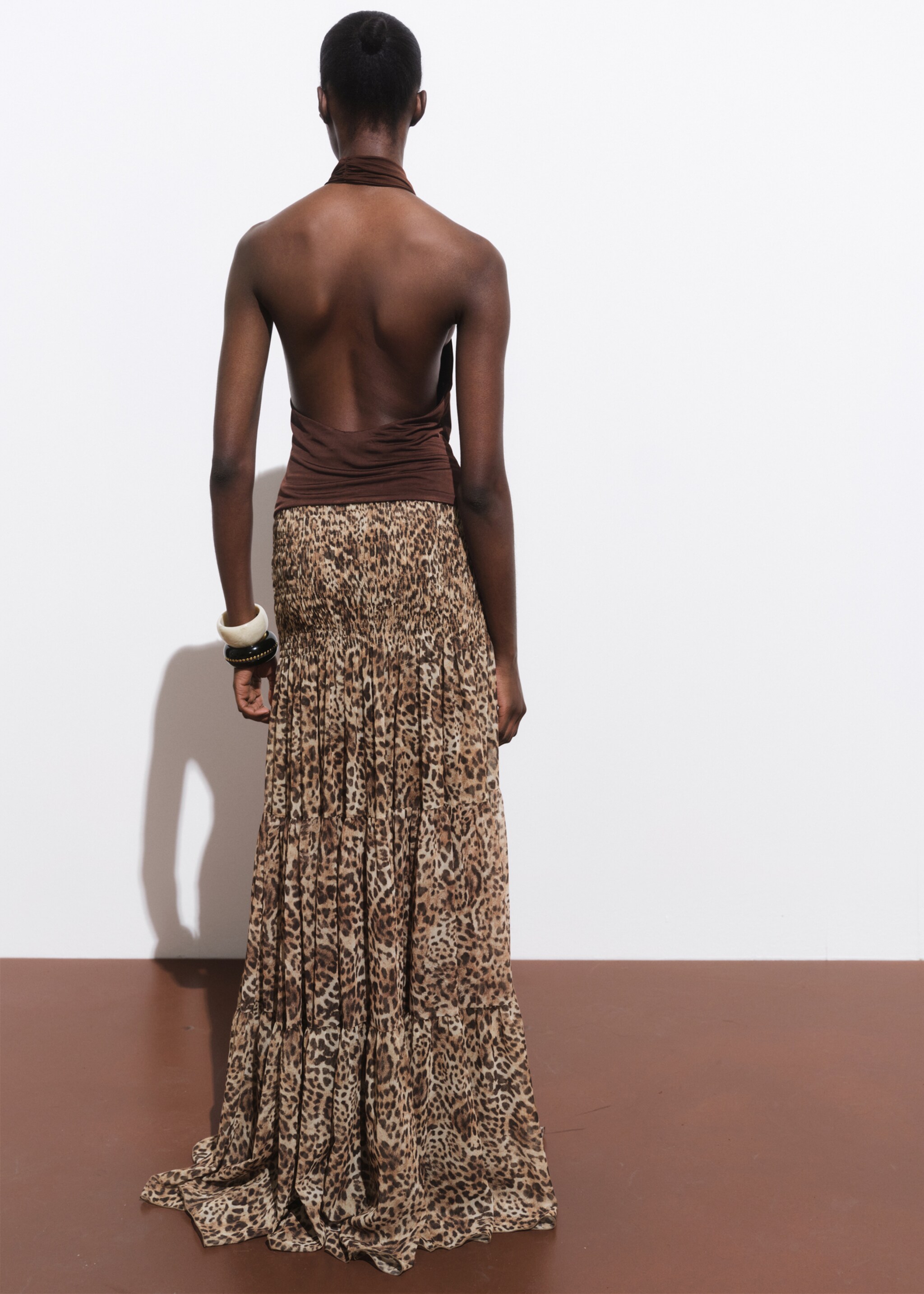 Draped top with metallic detail - Reverse of the article
