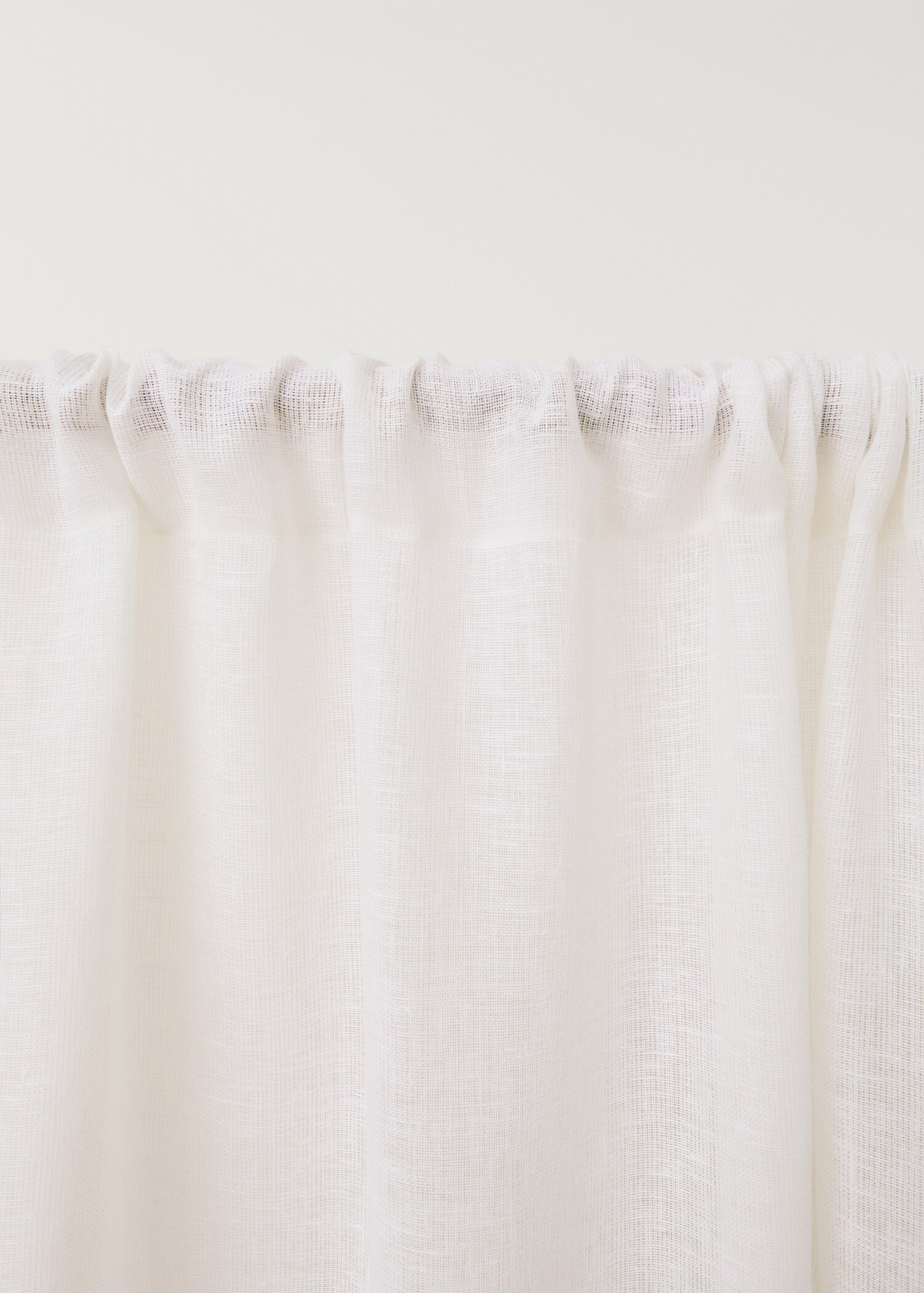 Linen curtain with net structure - Details of the article 2