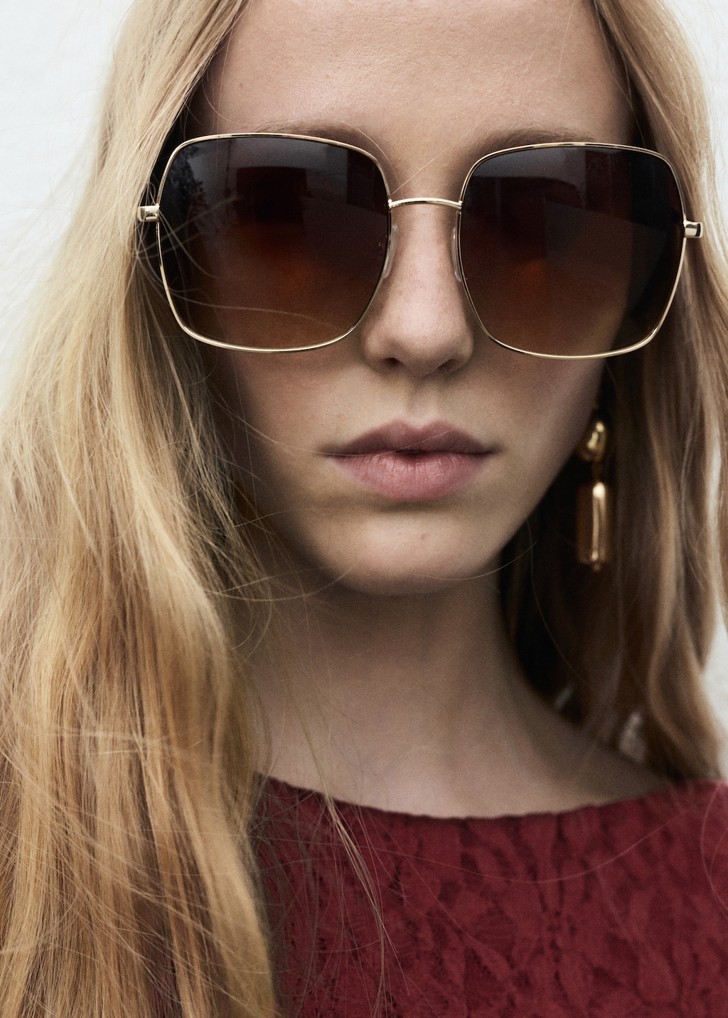 Lace dress with bell sleeves