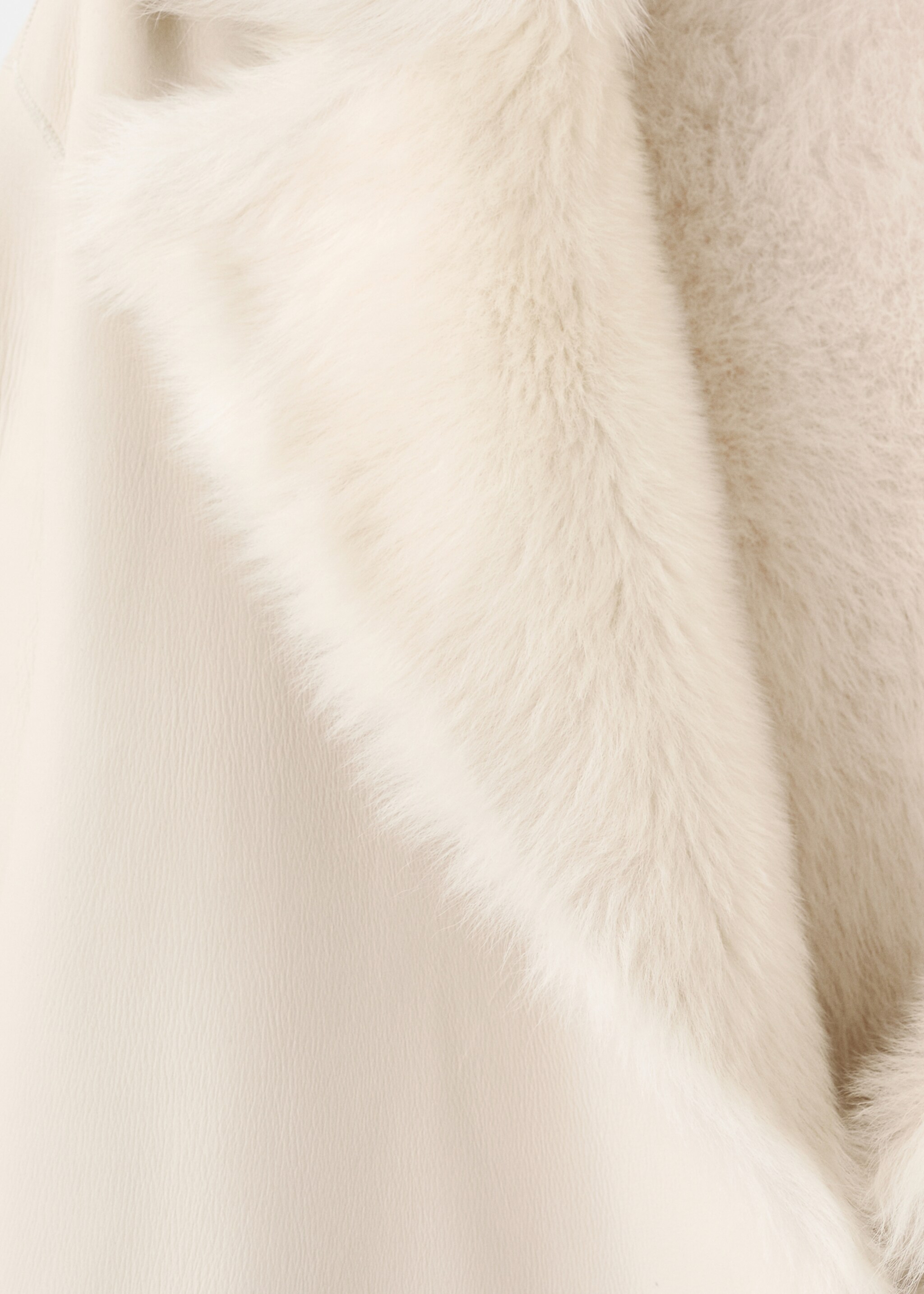 Manteau réversible imitation fourrure 100 % cuir - Détail de l'article 8, Blanc cassé. Ref: 17086357-01.