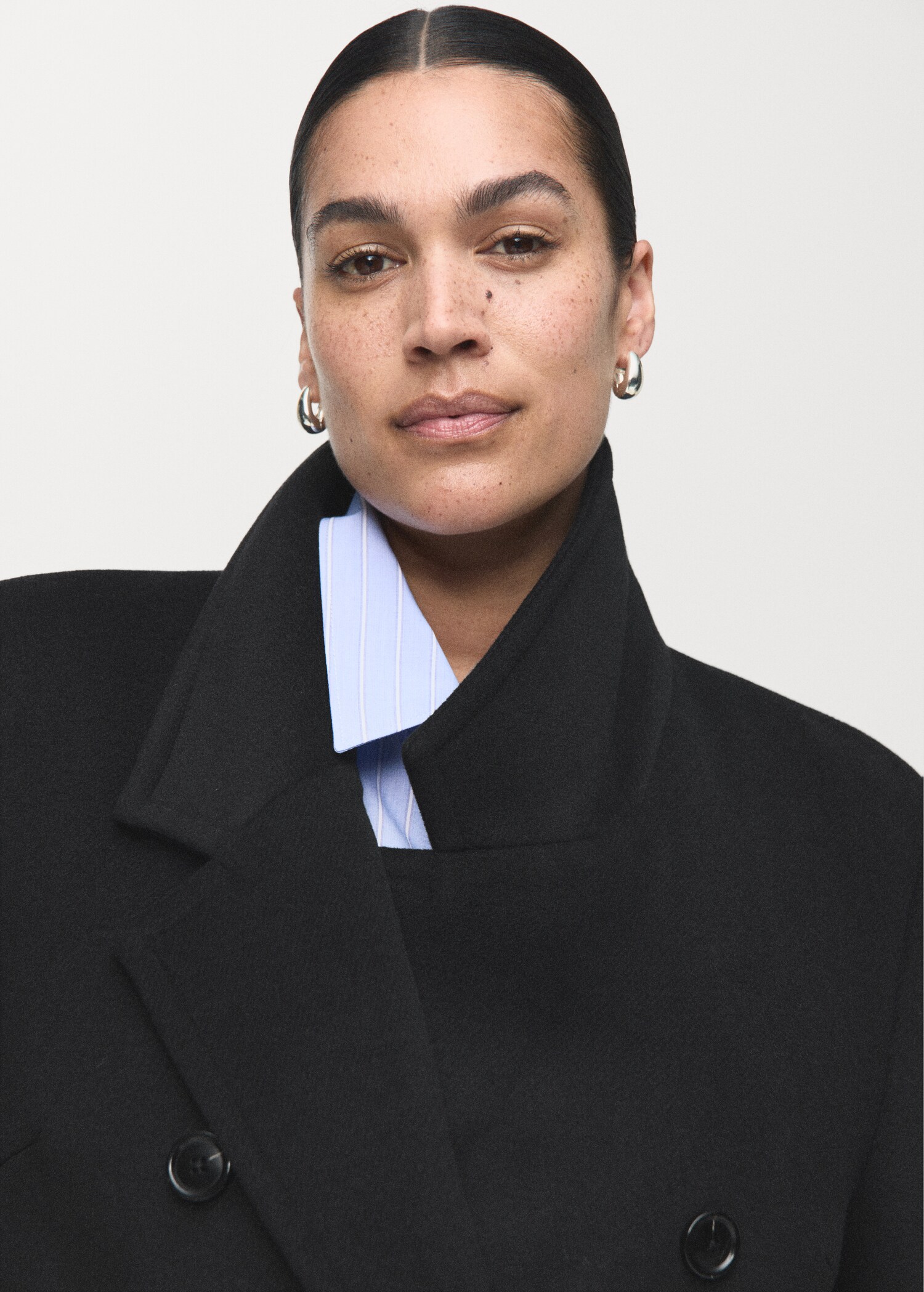 Double-breasted wool coat - Details of the article 4