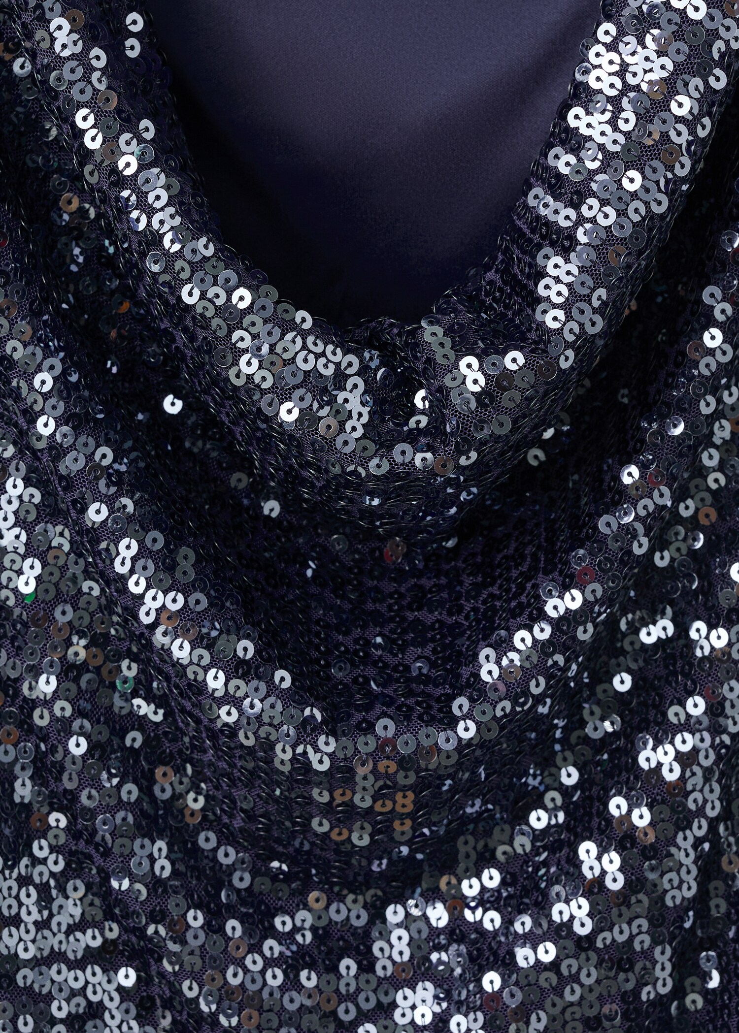 Long-sleeved sequin dress - Details of the article 8