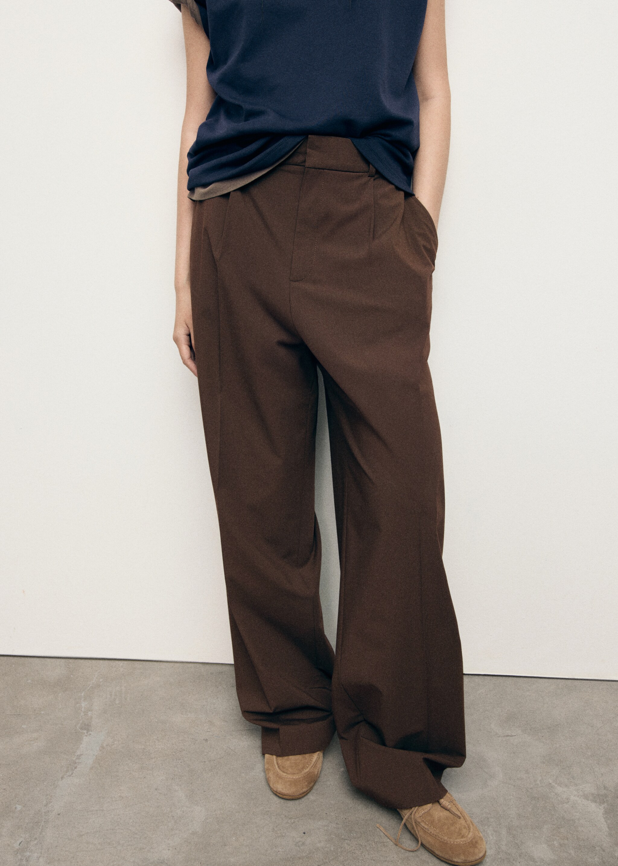 Low-rise wide-leg pants - Medium plane, Brown. Ref: 17094096-01.